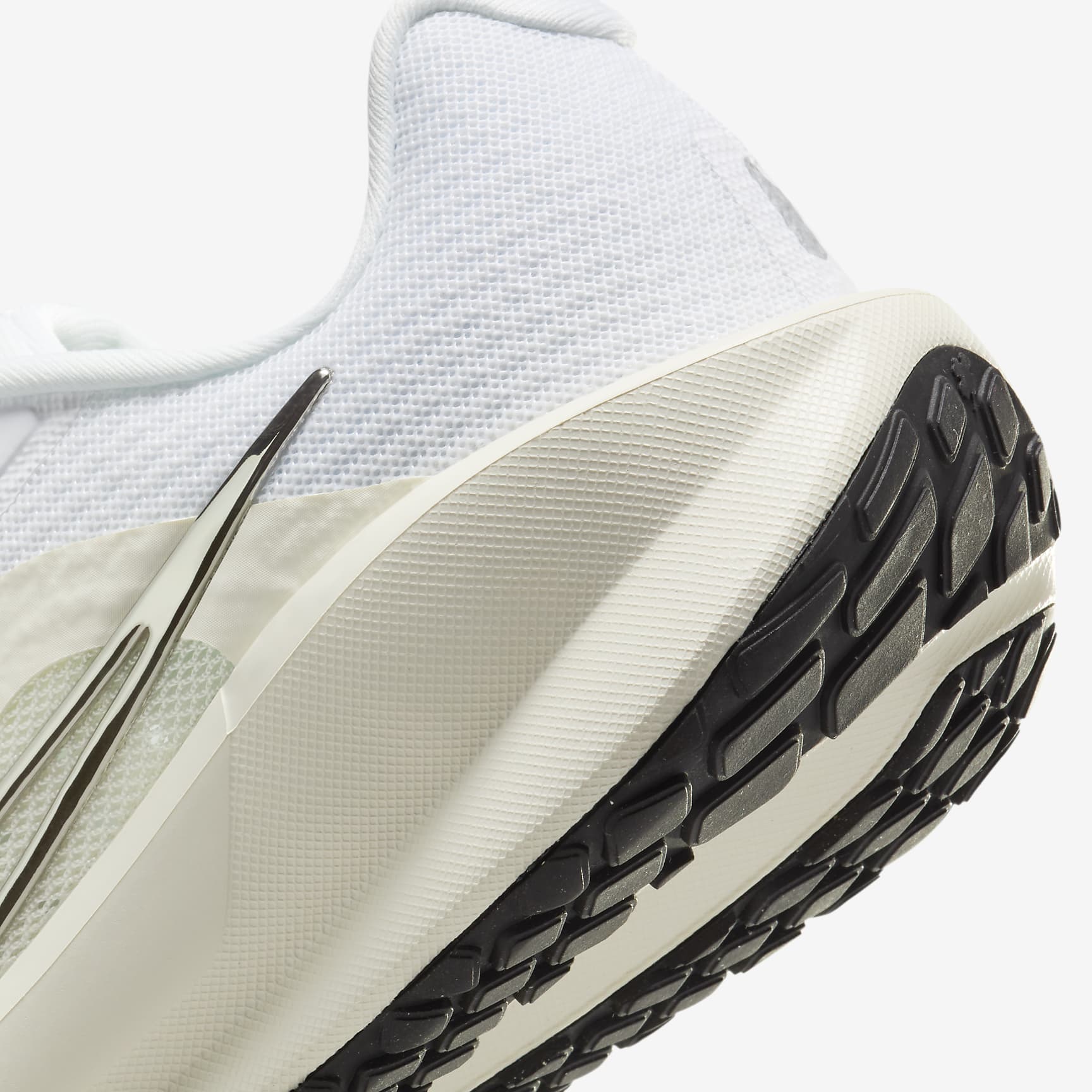 Nike Downshifter 13 Women's Road Running Shoes