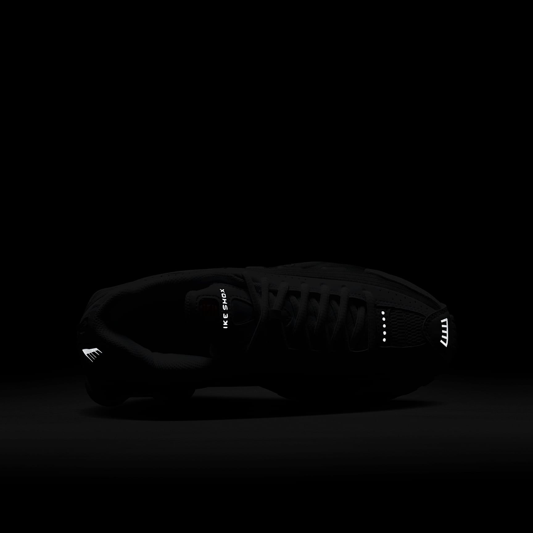 Nike Shox R4 Big Kids' Shoes