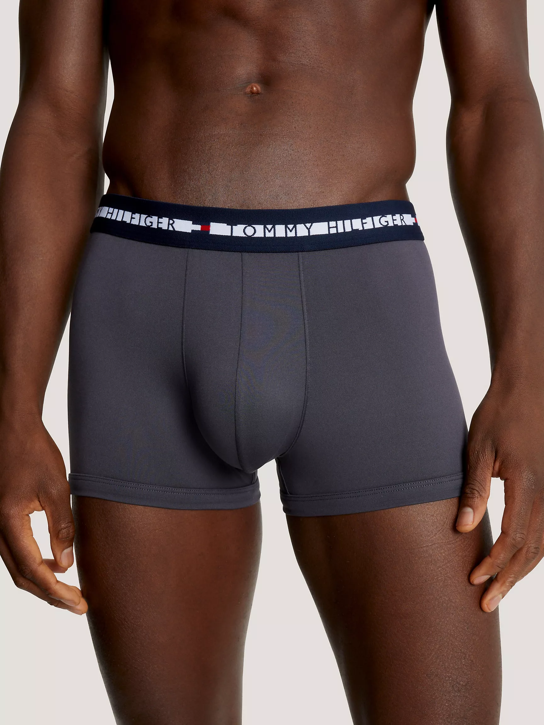 Мужское нижнее белье Tommy Hilfiger, Укороченные боксеры TH Comfort+ (набор 3 шт.)