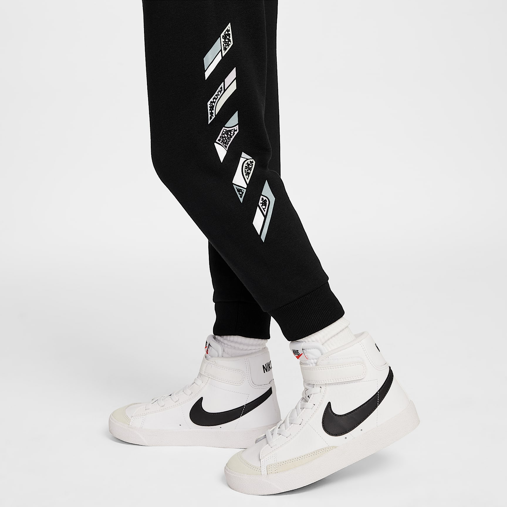 Nike Sportswear "Outside the Lines" Little Kids' French Terry Pants