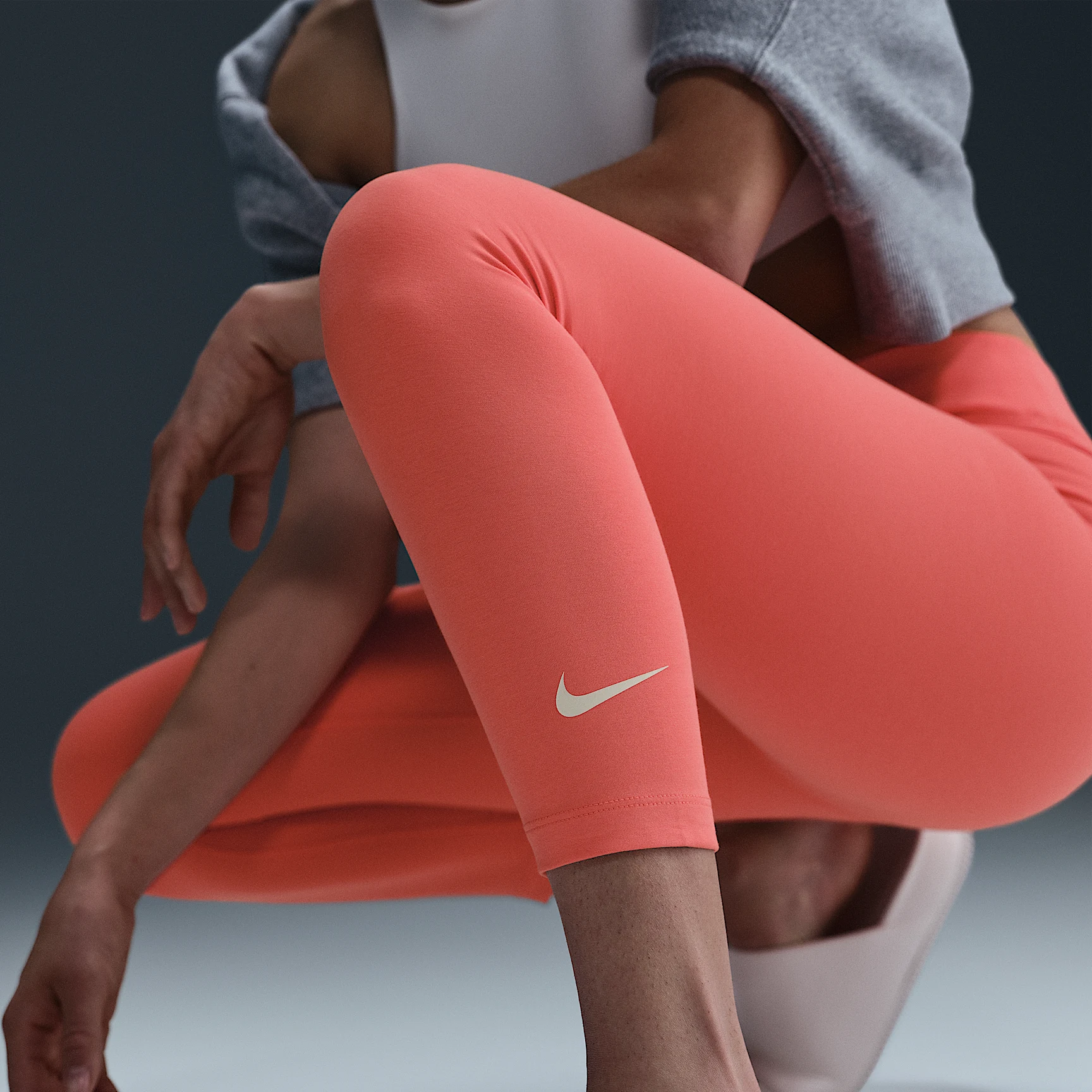 Nike Sportswear Classic Women's High-Waisted 7/8 Leggings