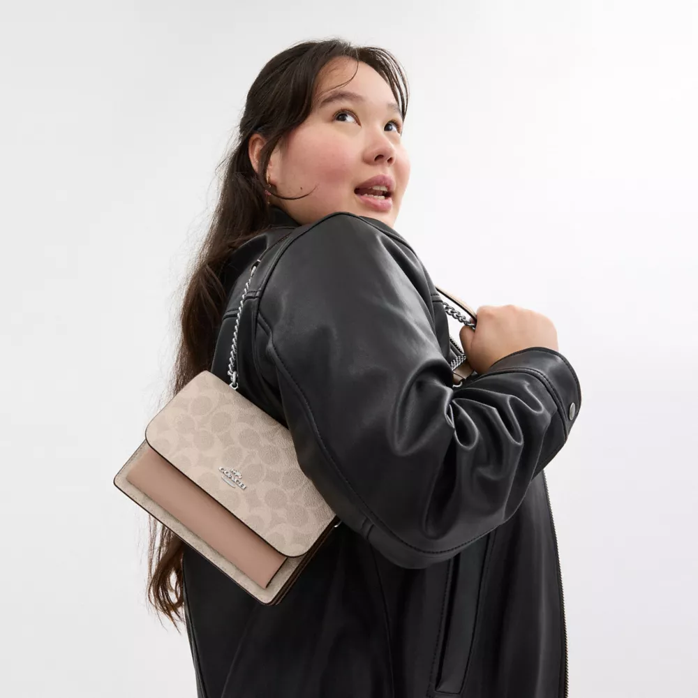 Сумка COACH Mini Klare Crossbody Bag In Signature Canvas