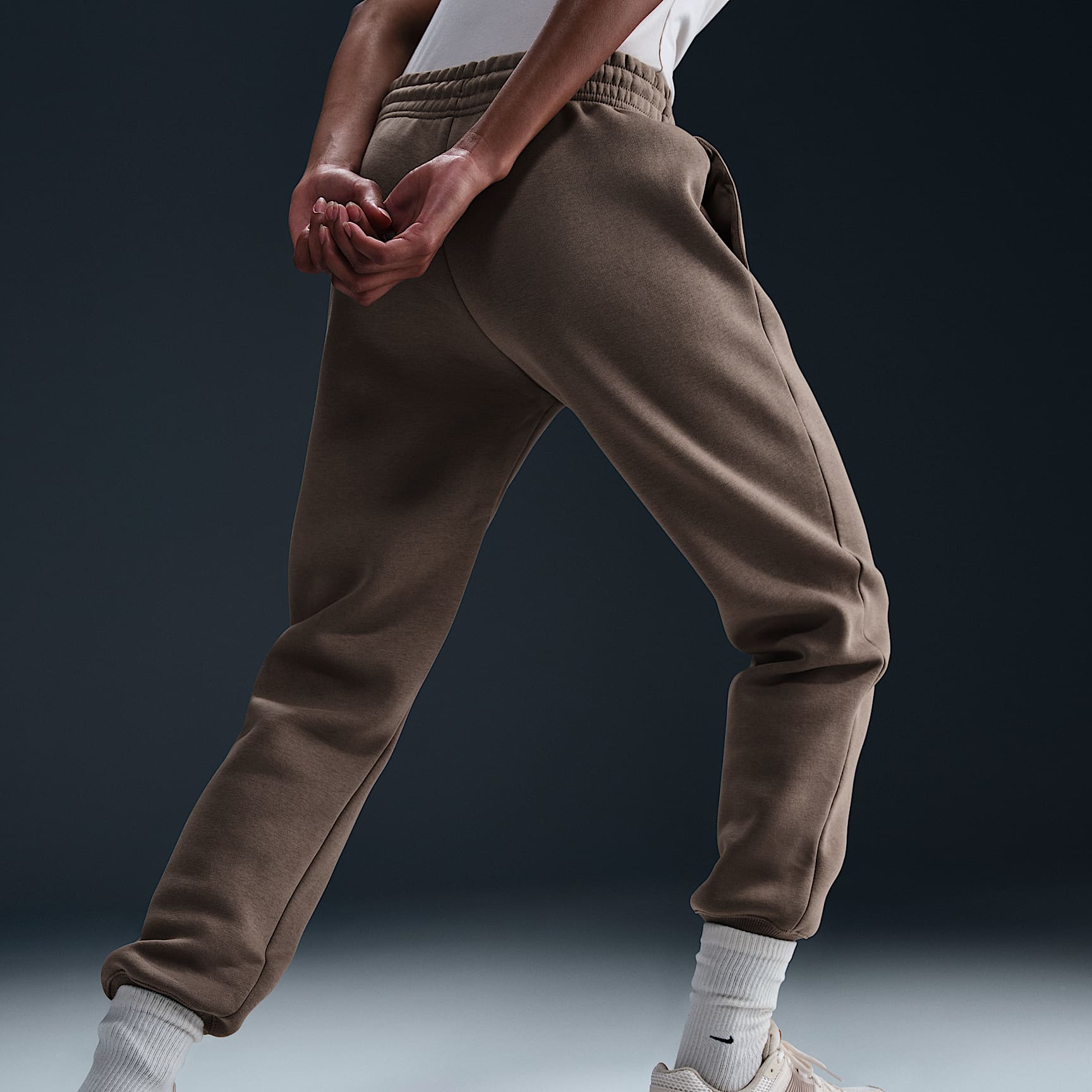 Nike Sportswear Phoenix Fleece Women's Mid-Rise Sweatpants