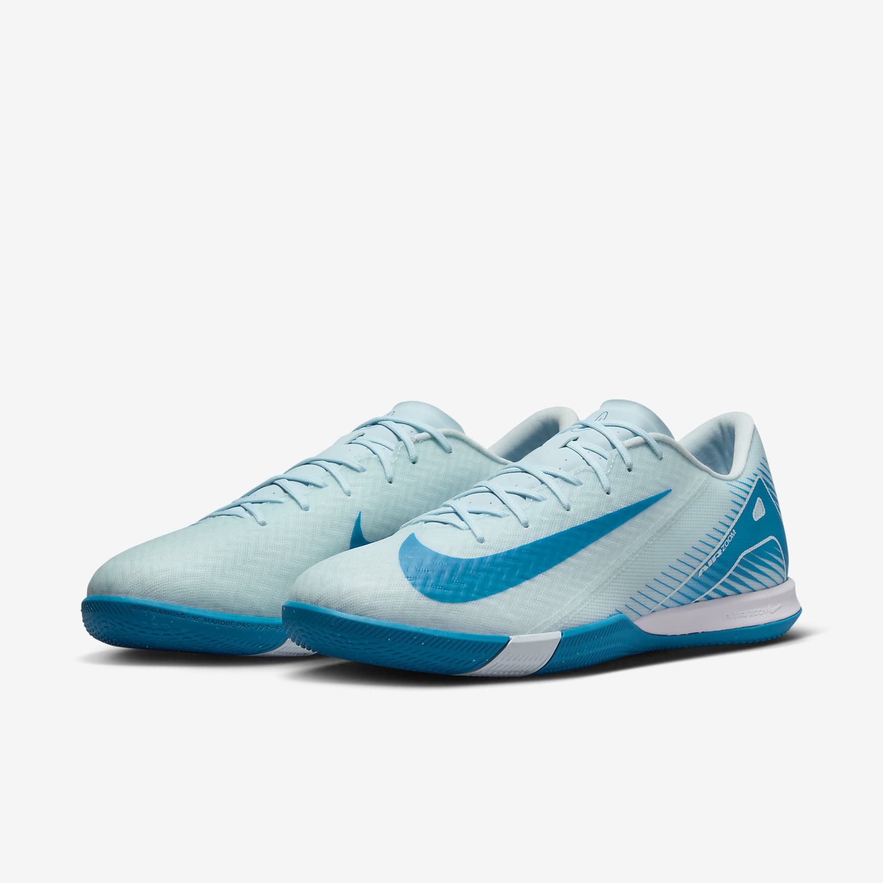 Nike Mercurial Vapor 16 Academy IC Low-Top Soccer Shoes