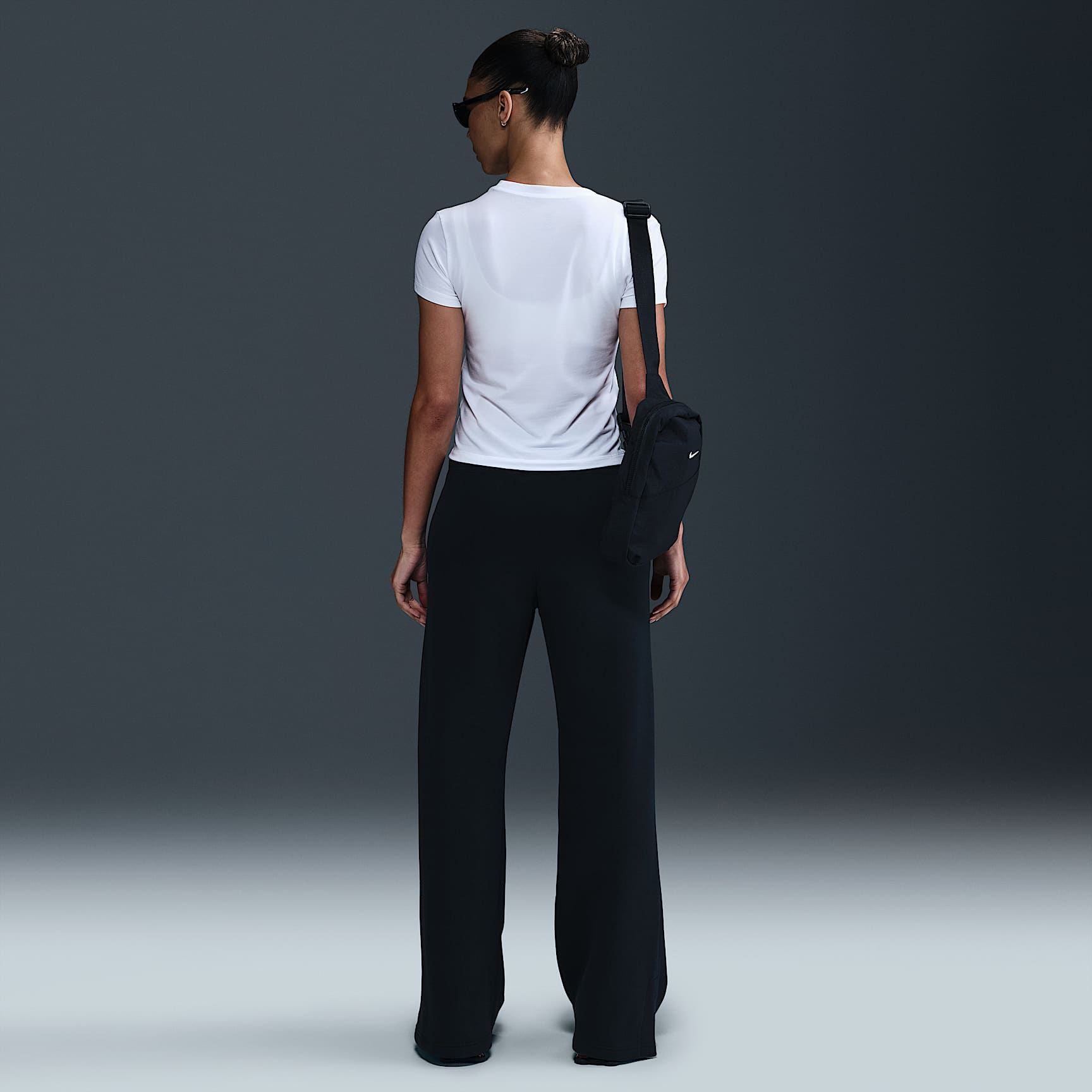 Nike Sportswear Chill Knit Women's Slim Cropped T-Shirt