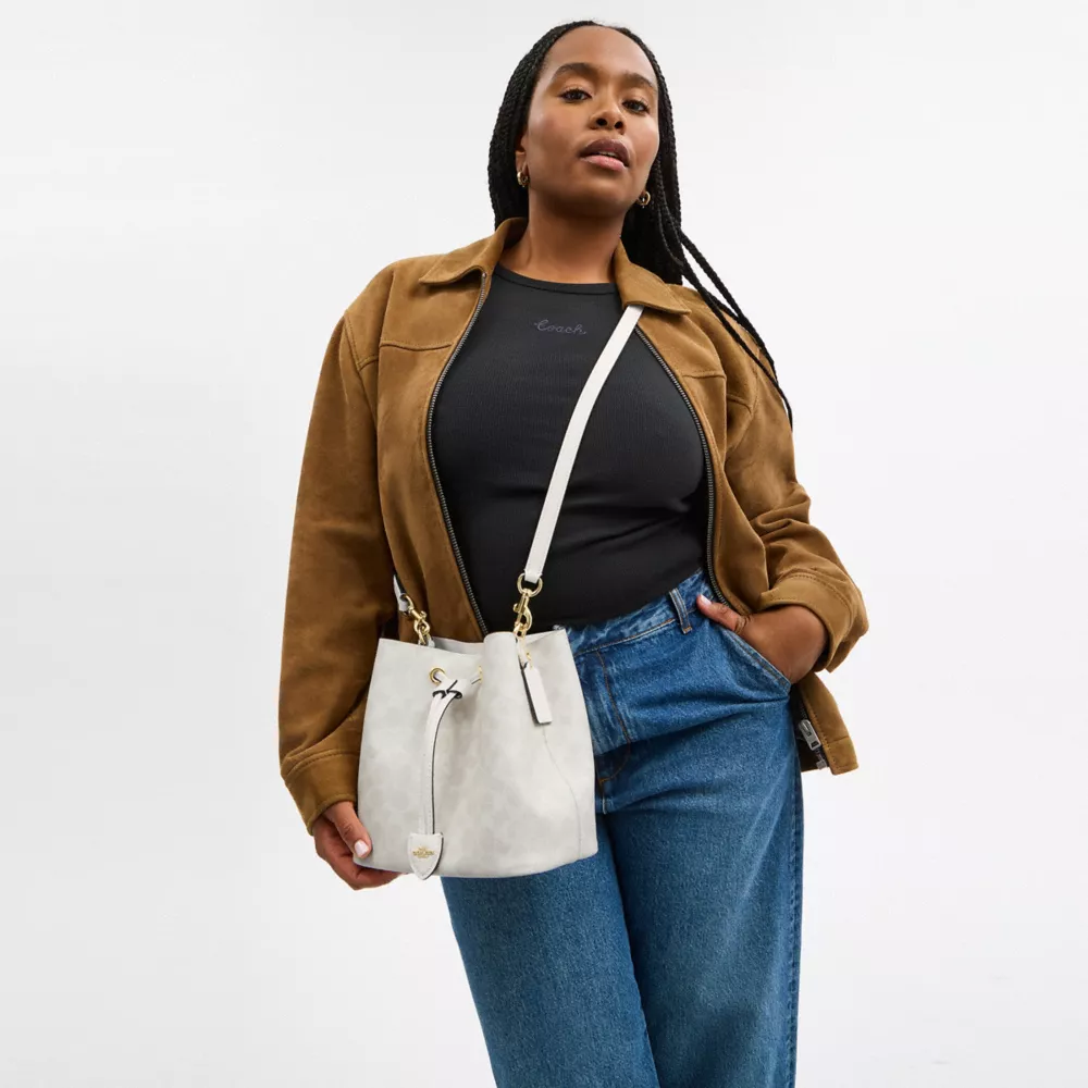 Сумка COACH Rowan Bucket Bag In Signature Canvas