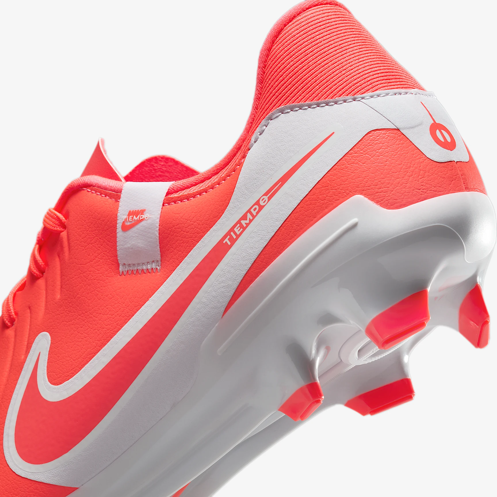Nike Tiempo Legend 10 Academy Multi-Ground Low-Top Soccer Cleats