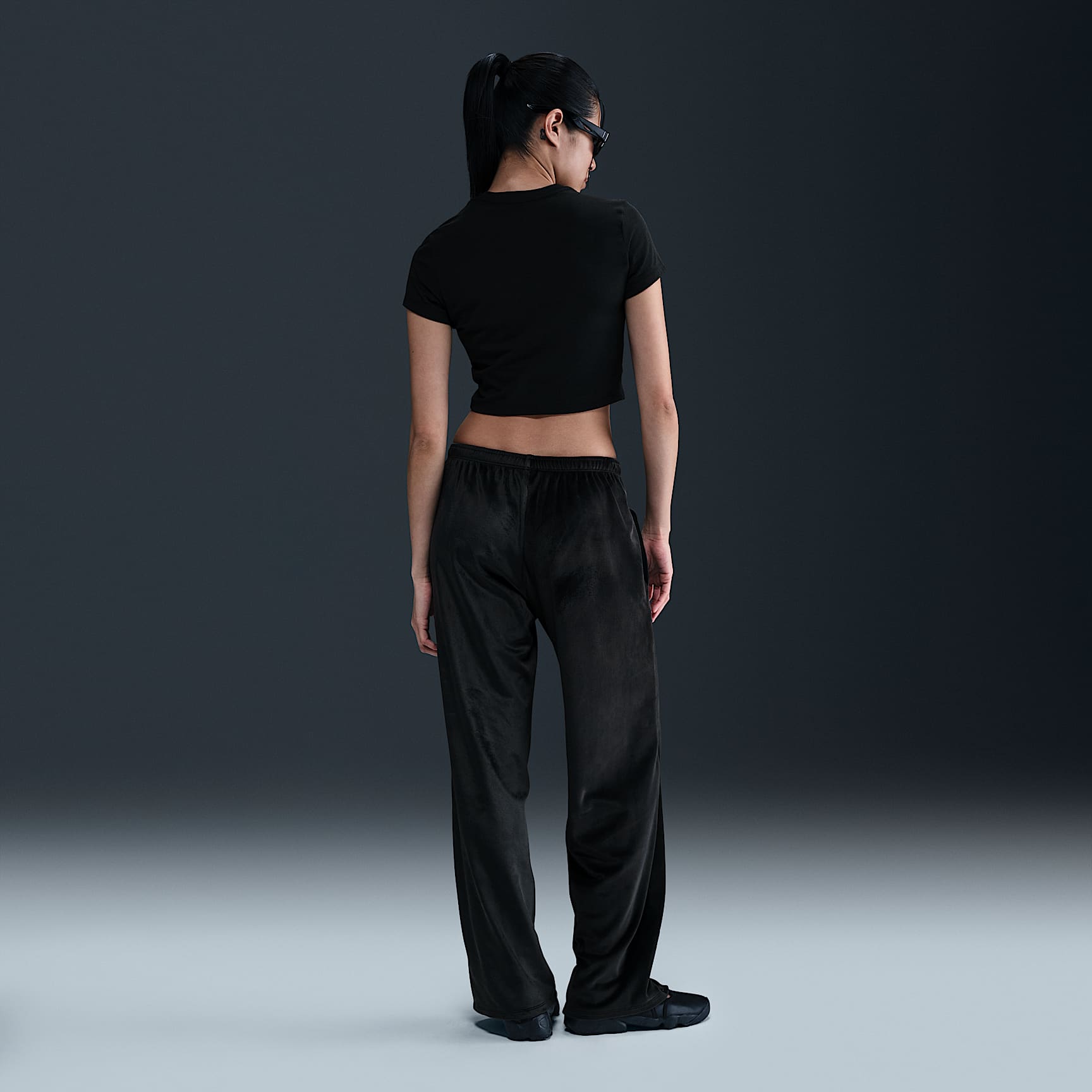Nike Sportswear Chill Knit Women's Cropped T-Shirt