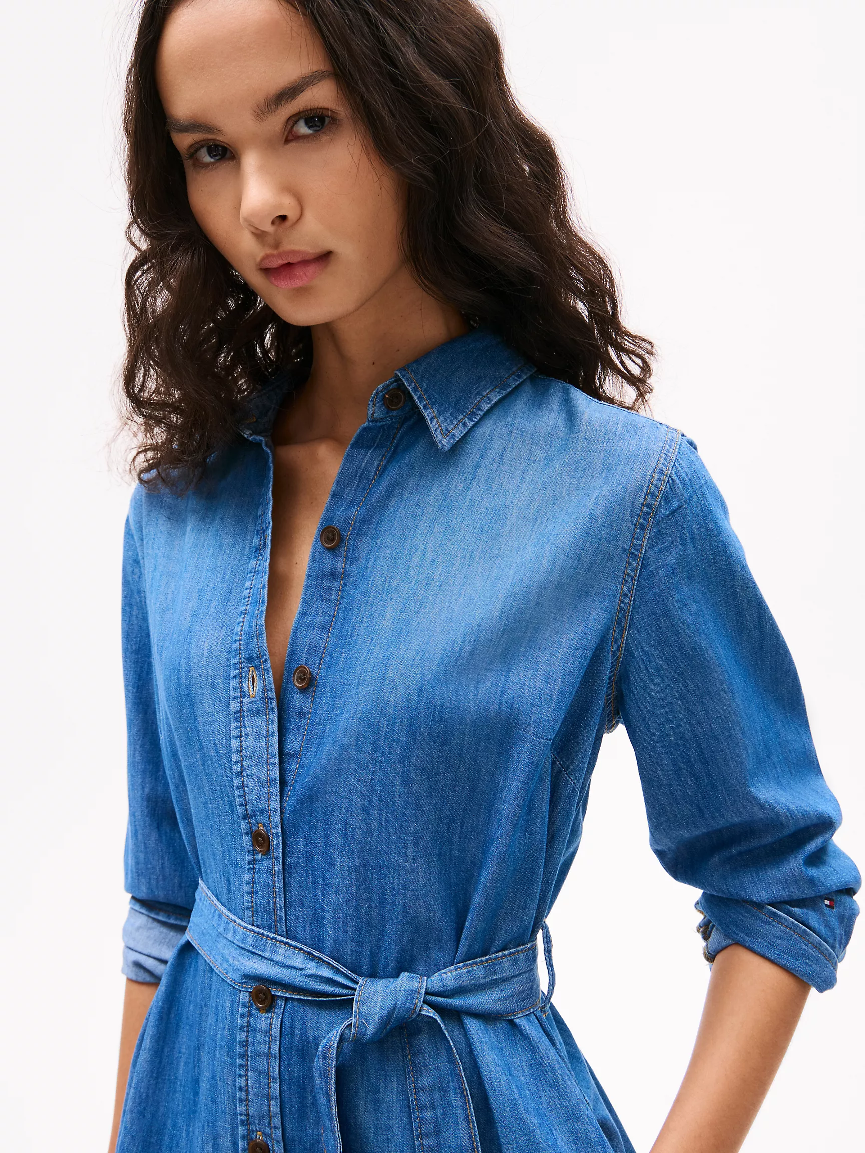 Женское платье Tommy Hilfiger, Платье-рубашка из шамбре с длинными рукавами и поясом