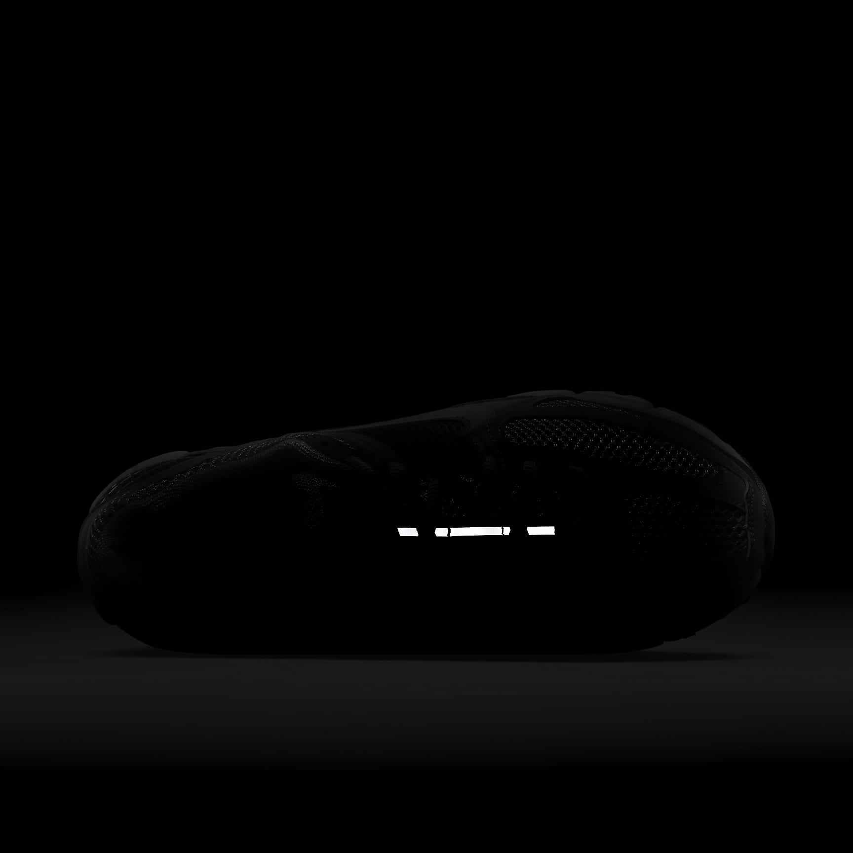 Nike Zoom Vomero 5 Women's Shoes