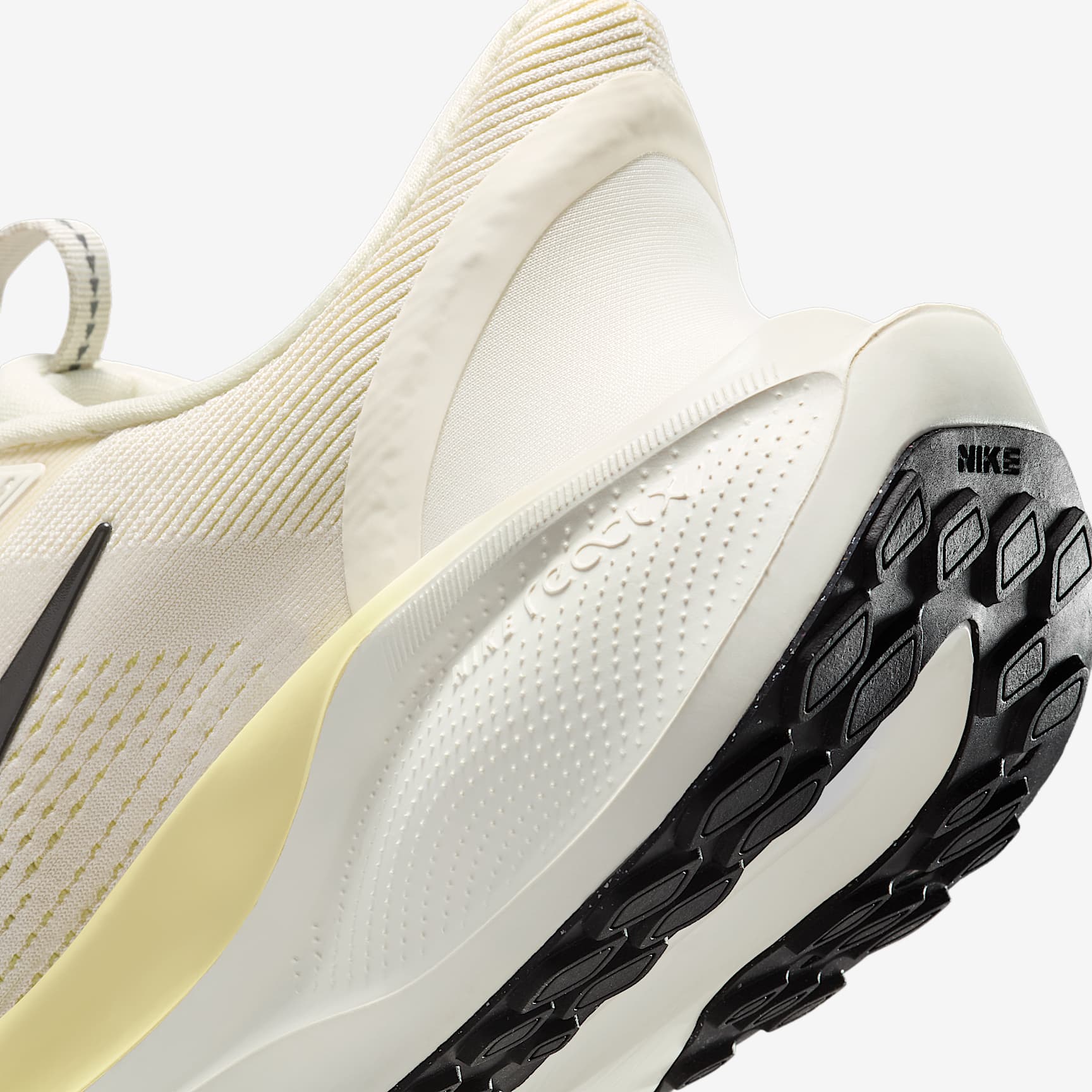 Nike Pegasus EasyOn Women's Road Running Shoes