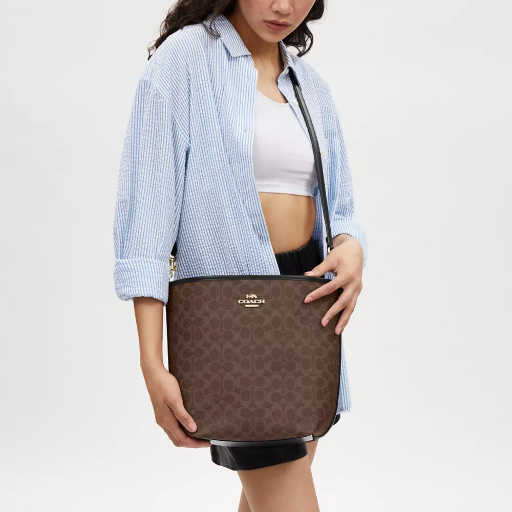 Сумка COACH City Large Bucket Bag In Signature Canvas