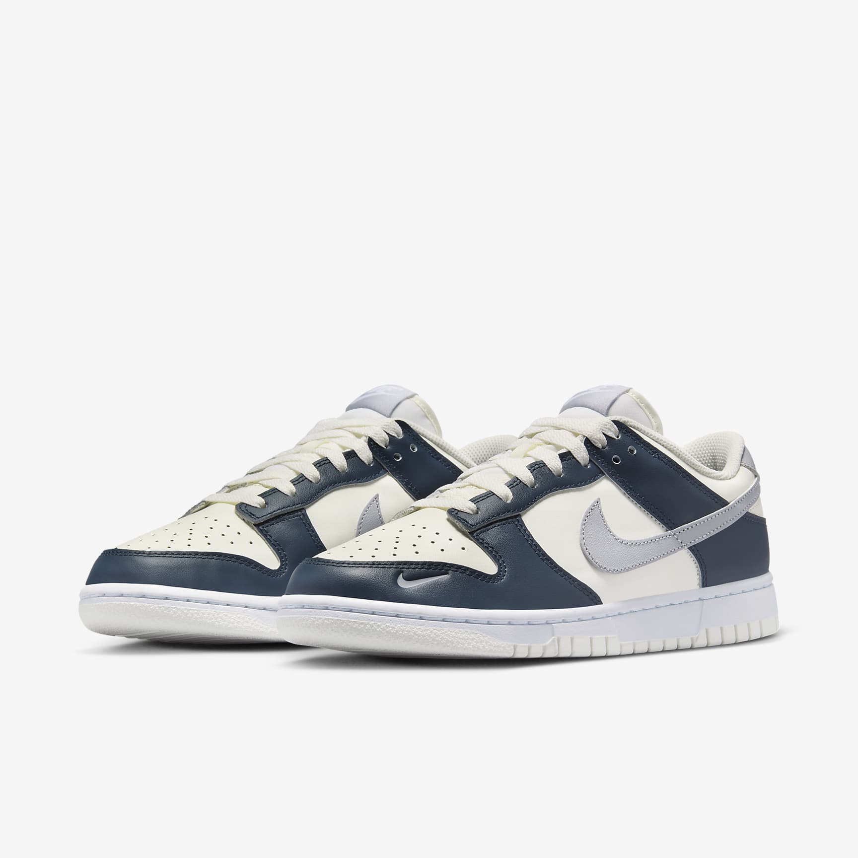 Nike Dunk Low Women's Shoes