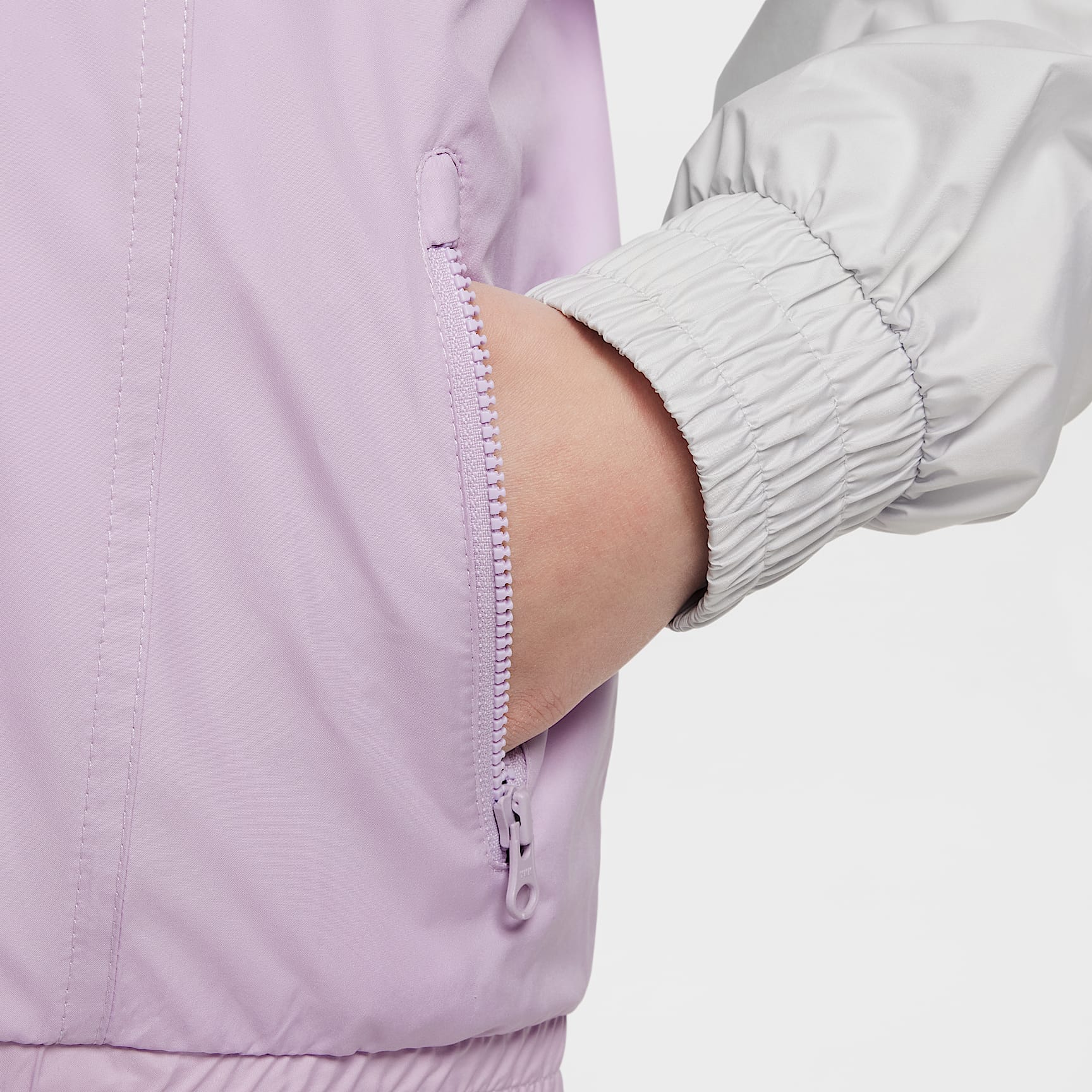 Nike Sportswear Windrunner Big Kids' Hooded Repel Jacket