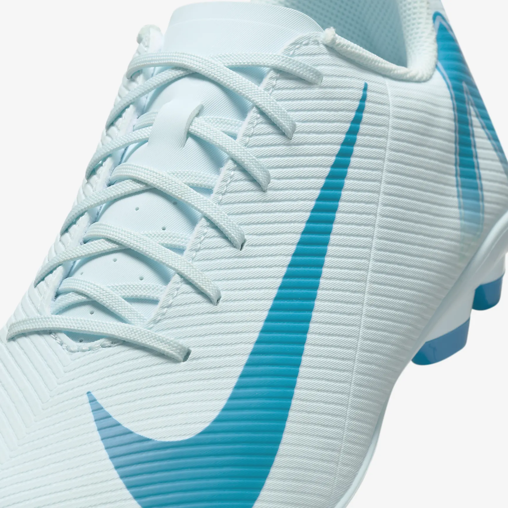 Nike Mercurial Vapor 16 Club MG Low-Top Soccer Cleats