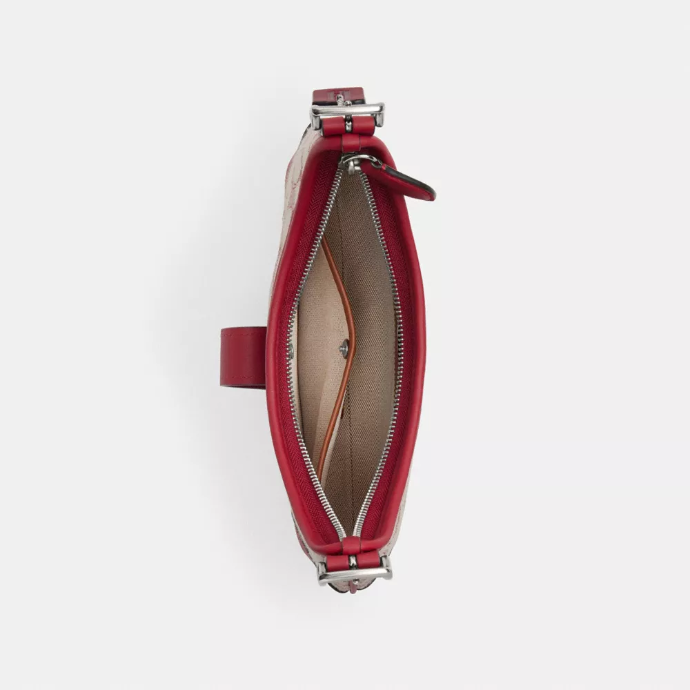 Сумка COACH Hamptons Hobo Bag In Signature Textile Jacquard