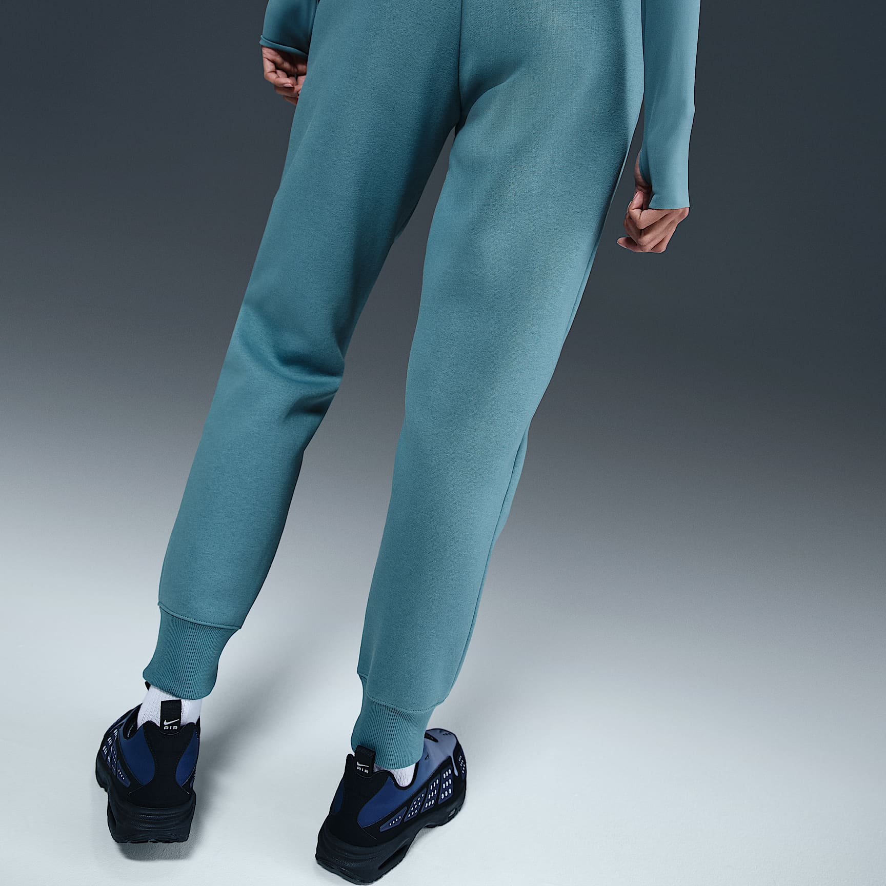 Nike Sportswear Phoenix Fleece Women's Mid-Rise Sweatpants