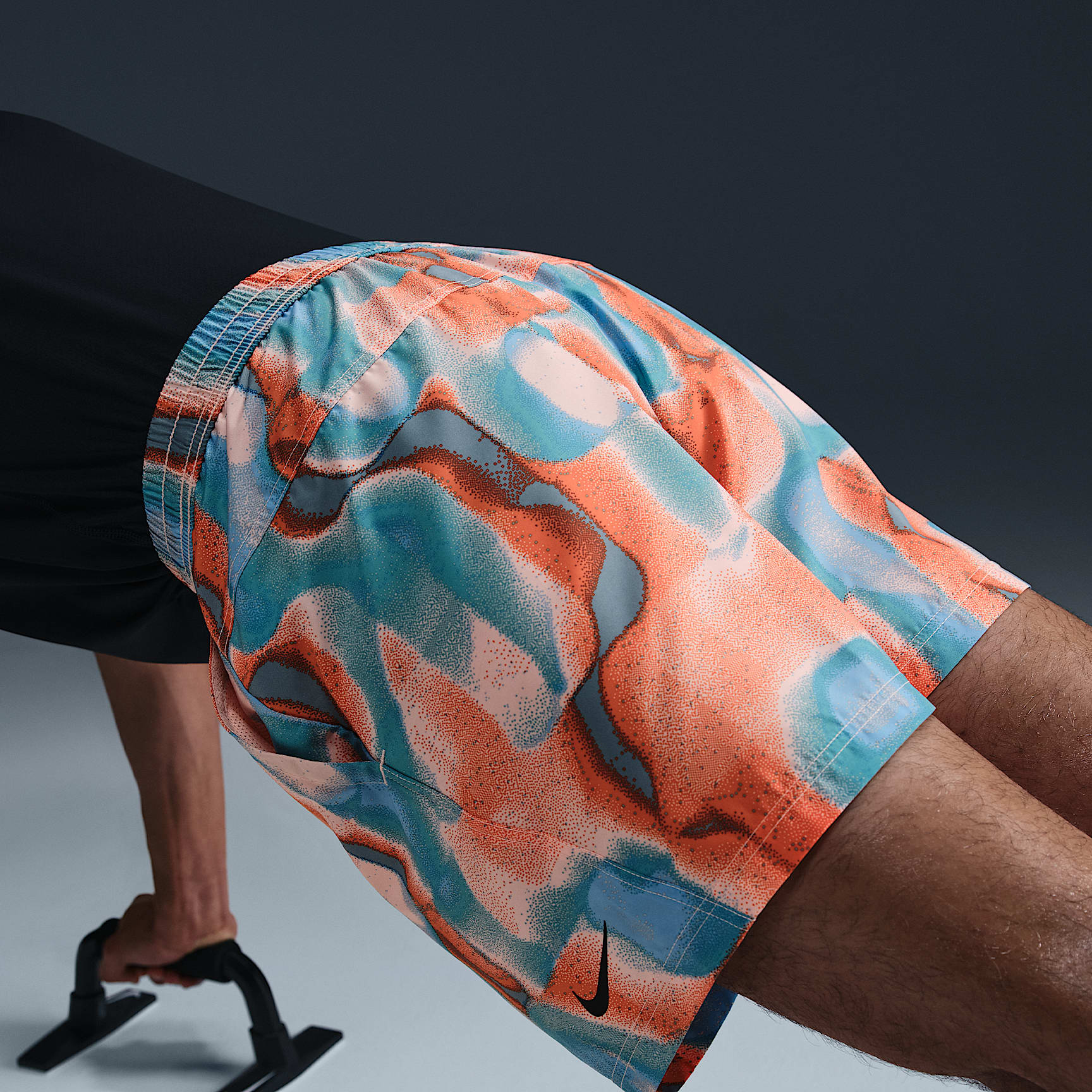 Nike Form Men's Dri-FIT 5" Unlined Versatile Shorts