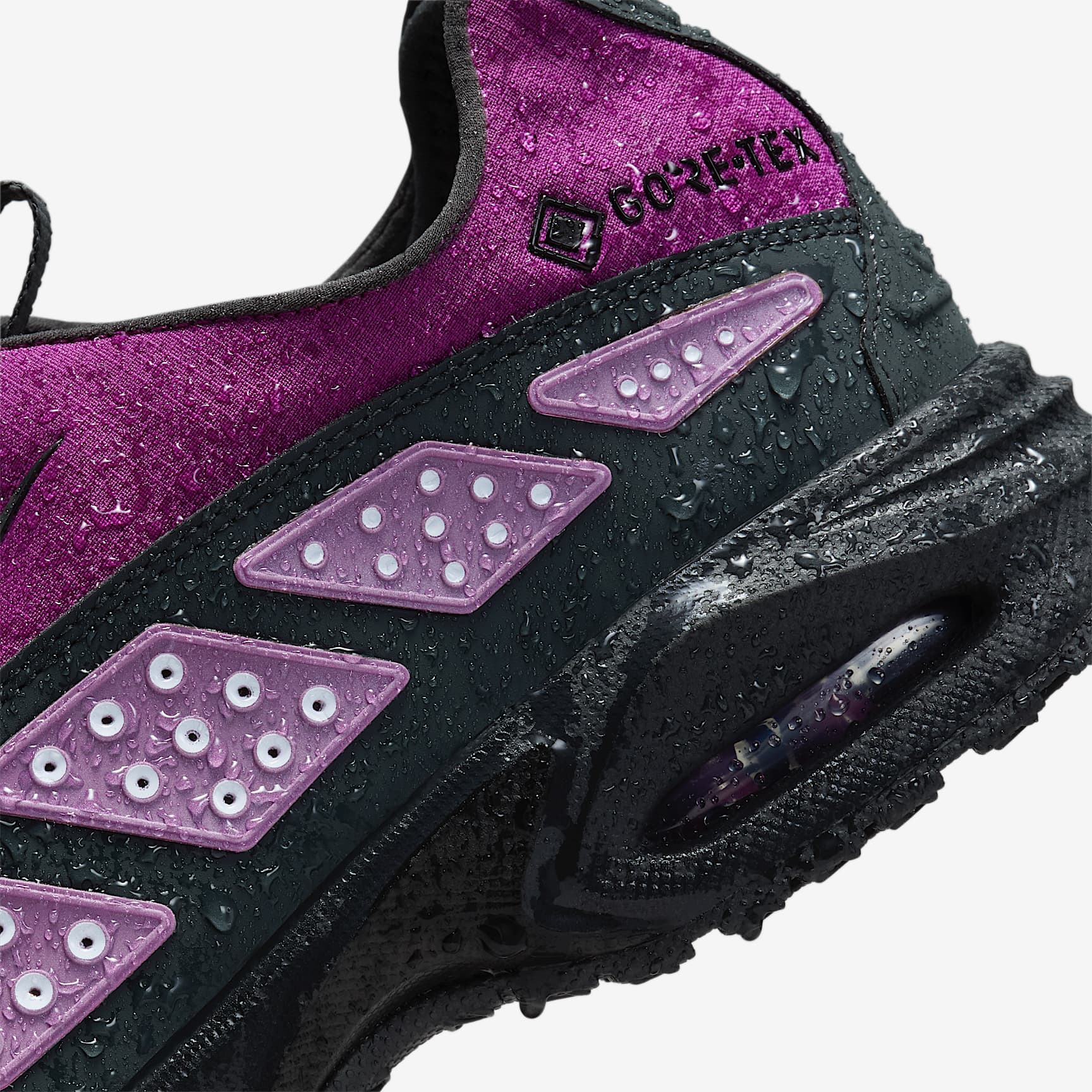 Nike Air Max SNDR GTX Women's Shoes