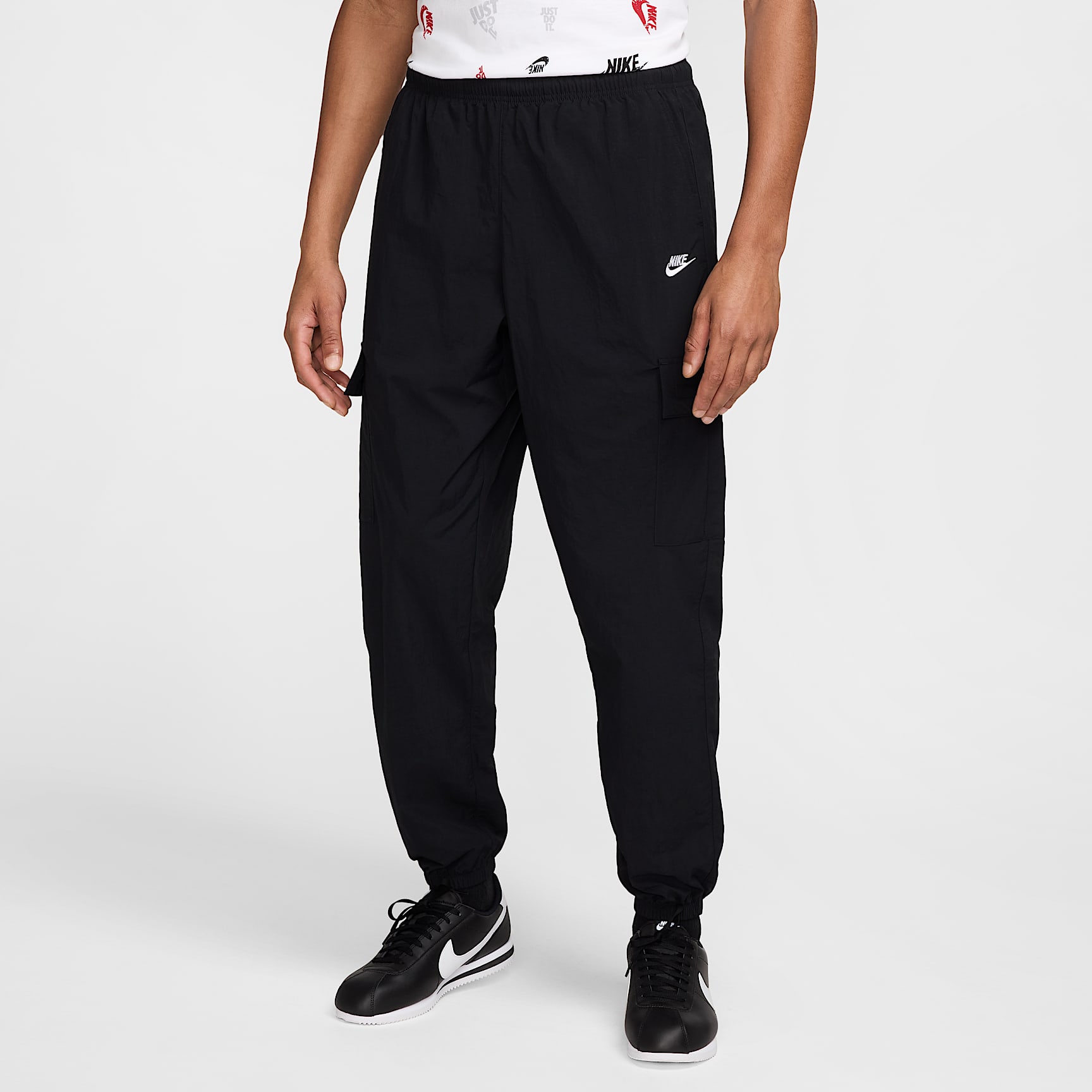 Nike Club Men's Woven Cargo Pants