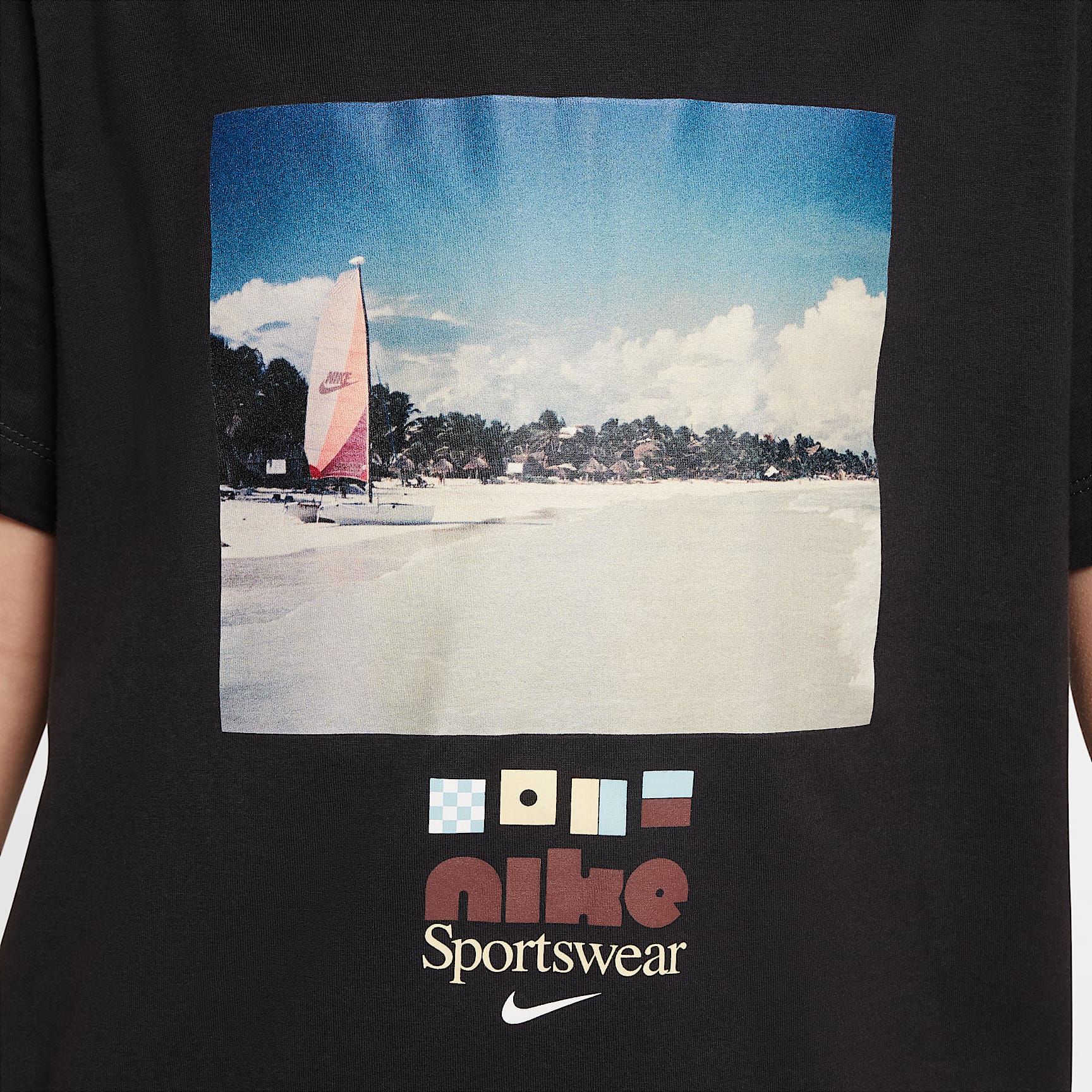 Nike Sportswear Big Kids' Crew-Neck T-Shirt