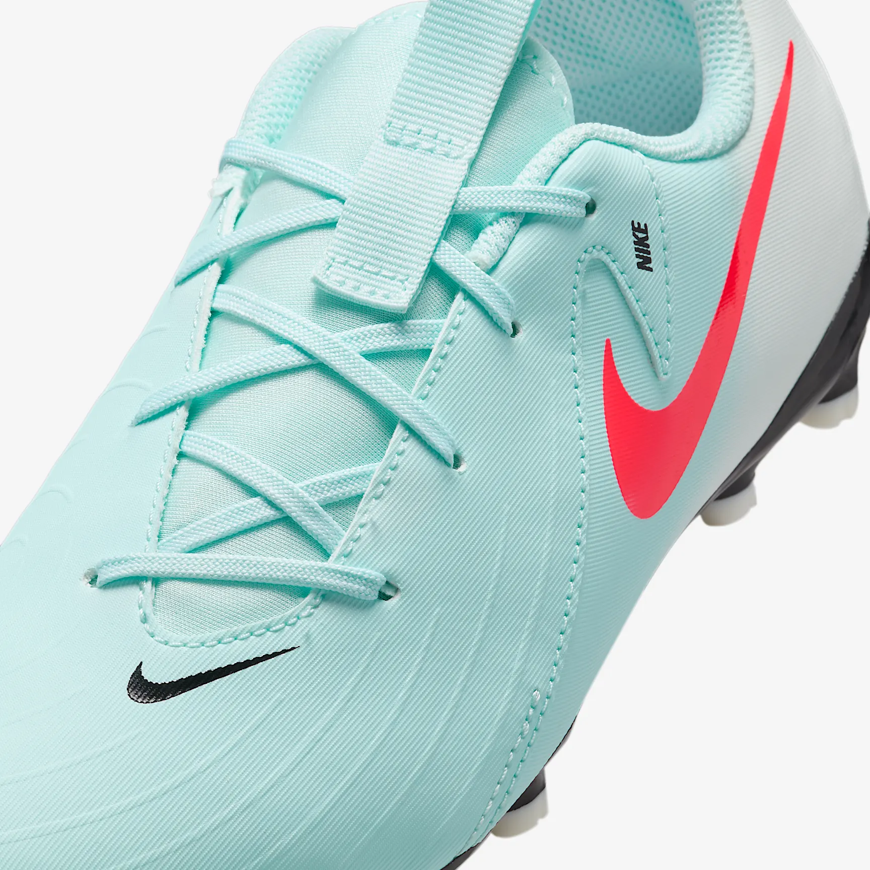 Nike Jr. Phantom GX 2 Academy Little/Big Kids' MG Low-Top Soccer Cleats