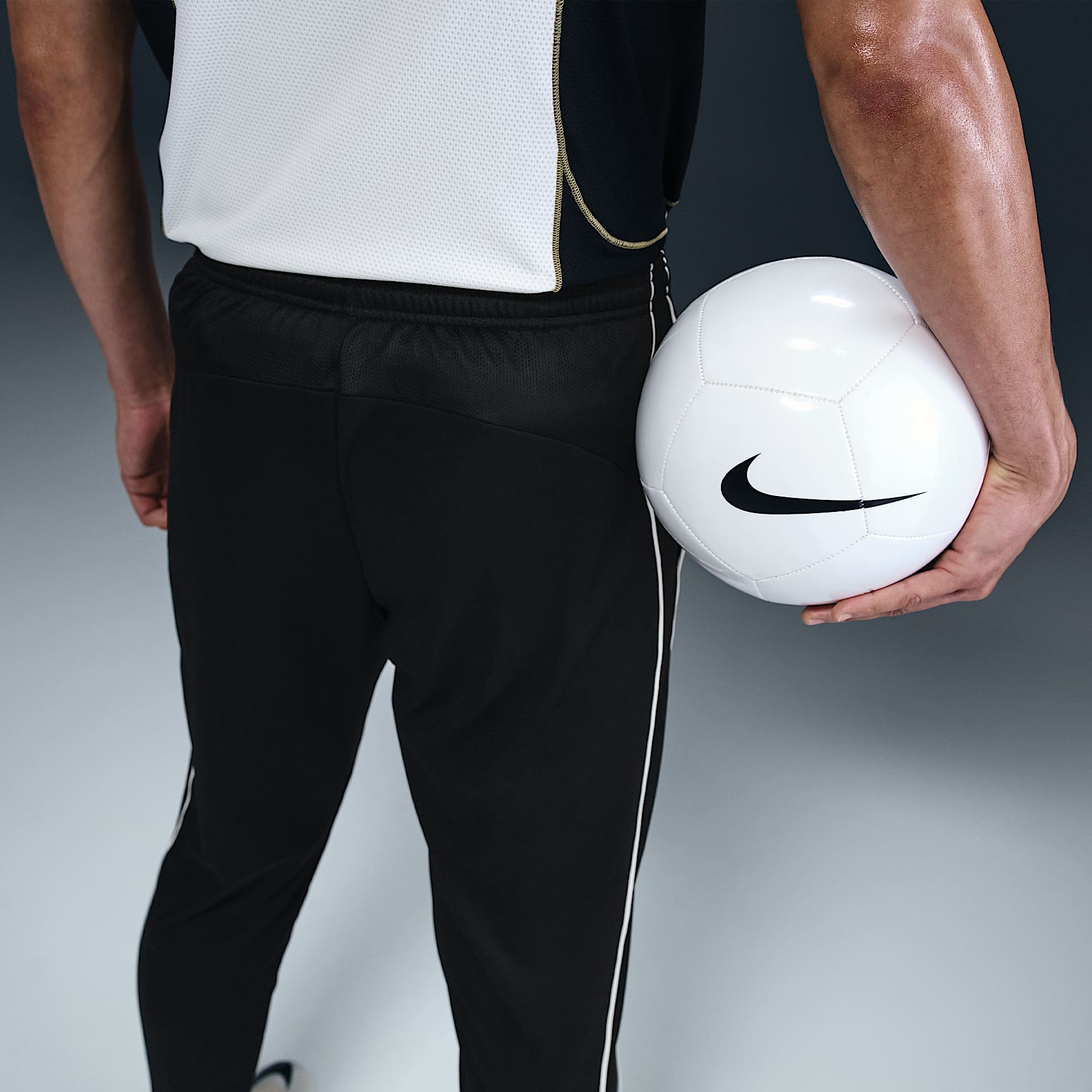 Nike Academy+ Men's Dri-FIT Soccer Pants