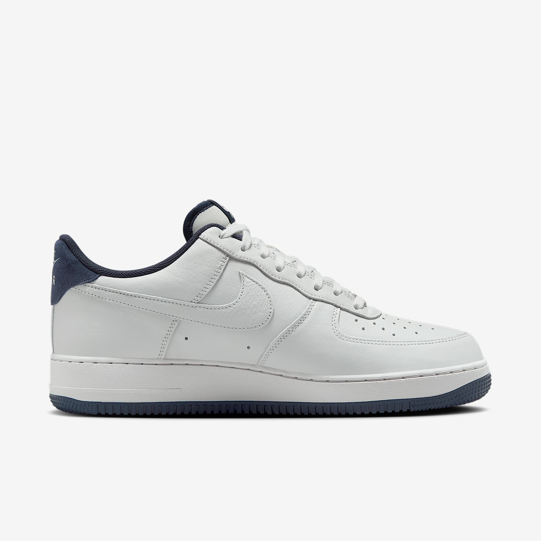 Nike Air Force 1 '07 LV8 Men's Shoes
