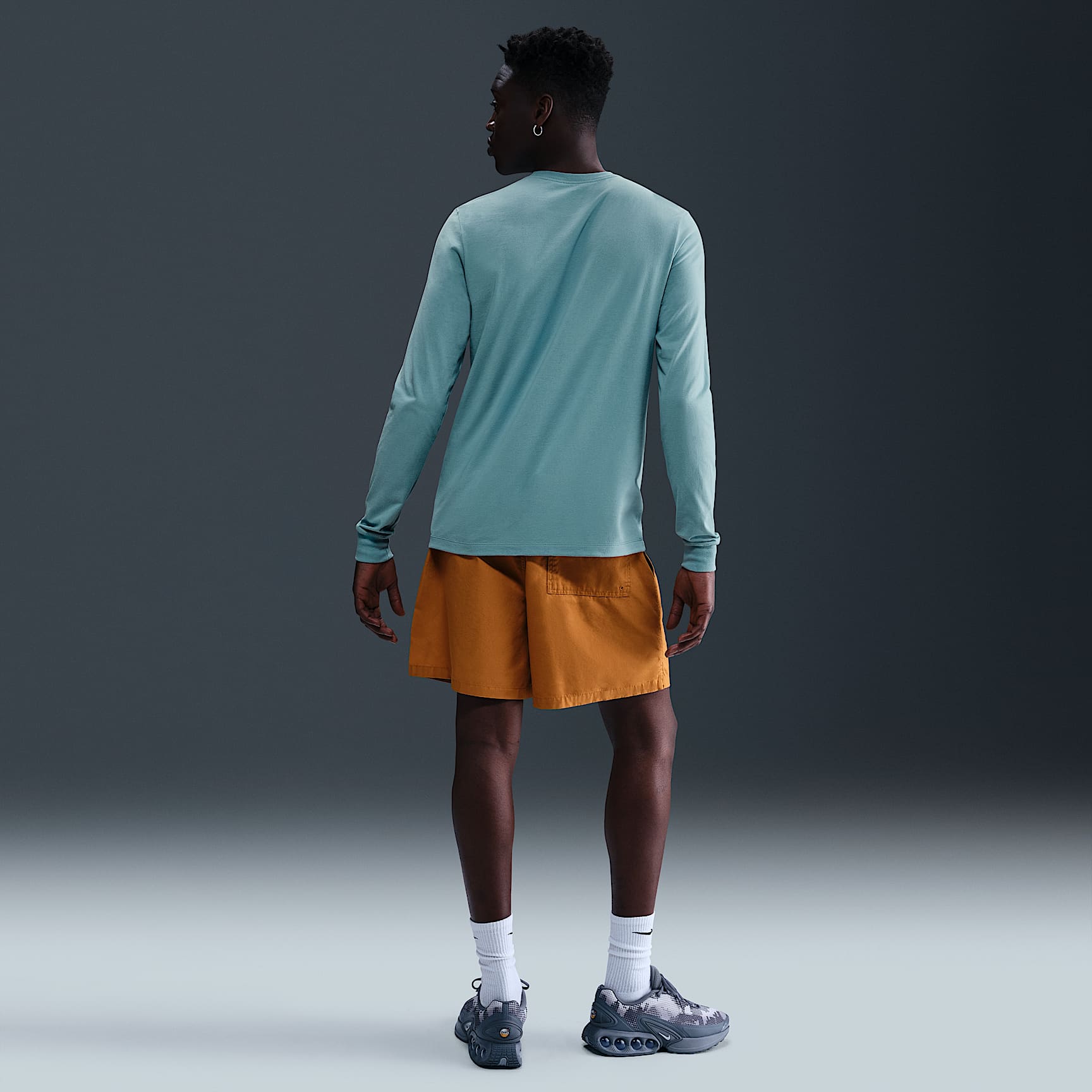 Nike Sportswear Club Men's Long-Sleeve T-Shirt