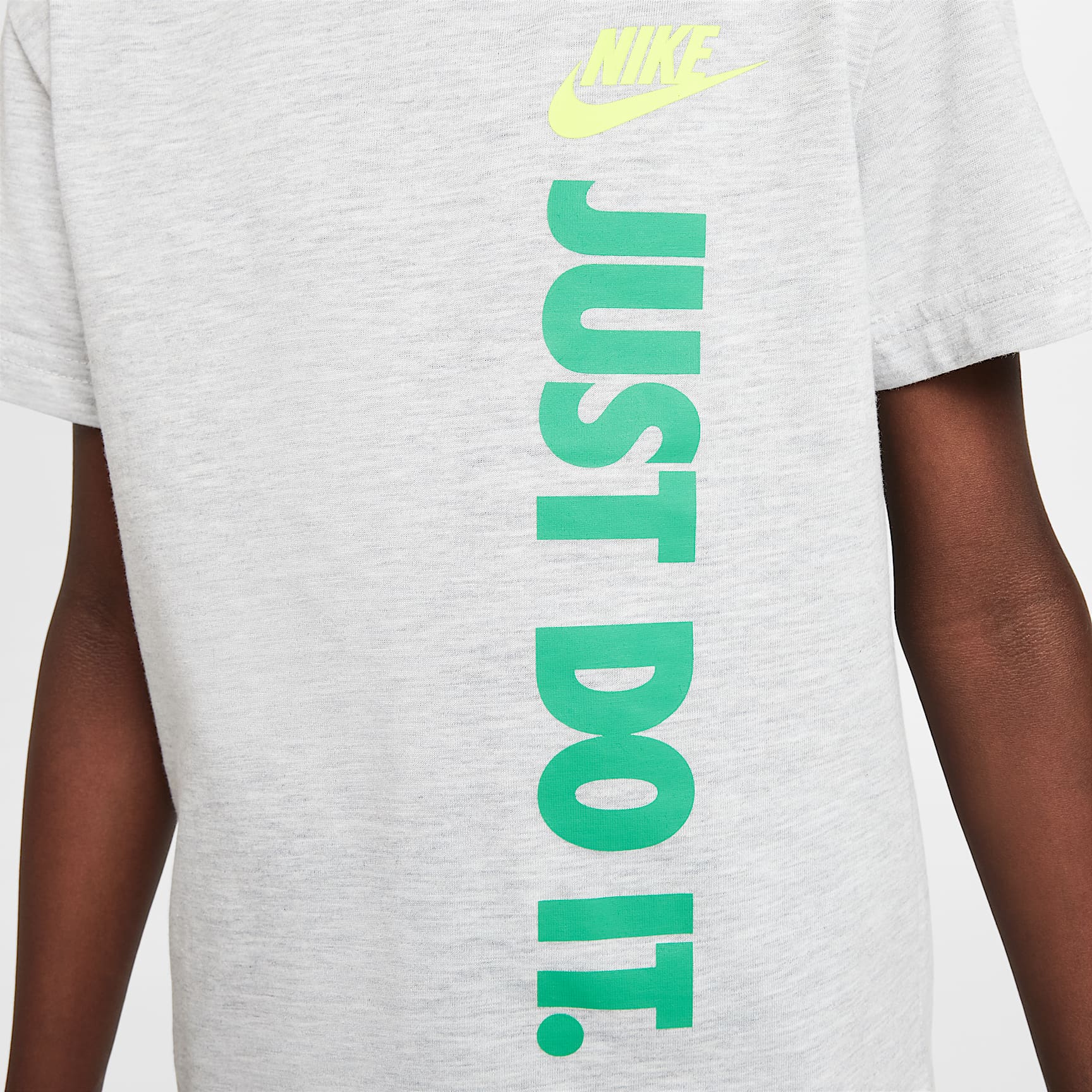 Nike Little Kids' Graphic T-Shirt and Shorts Set