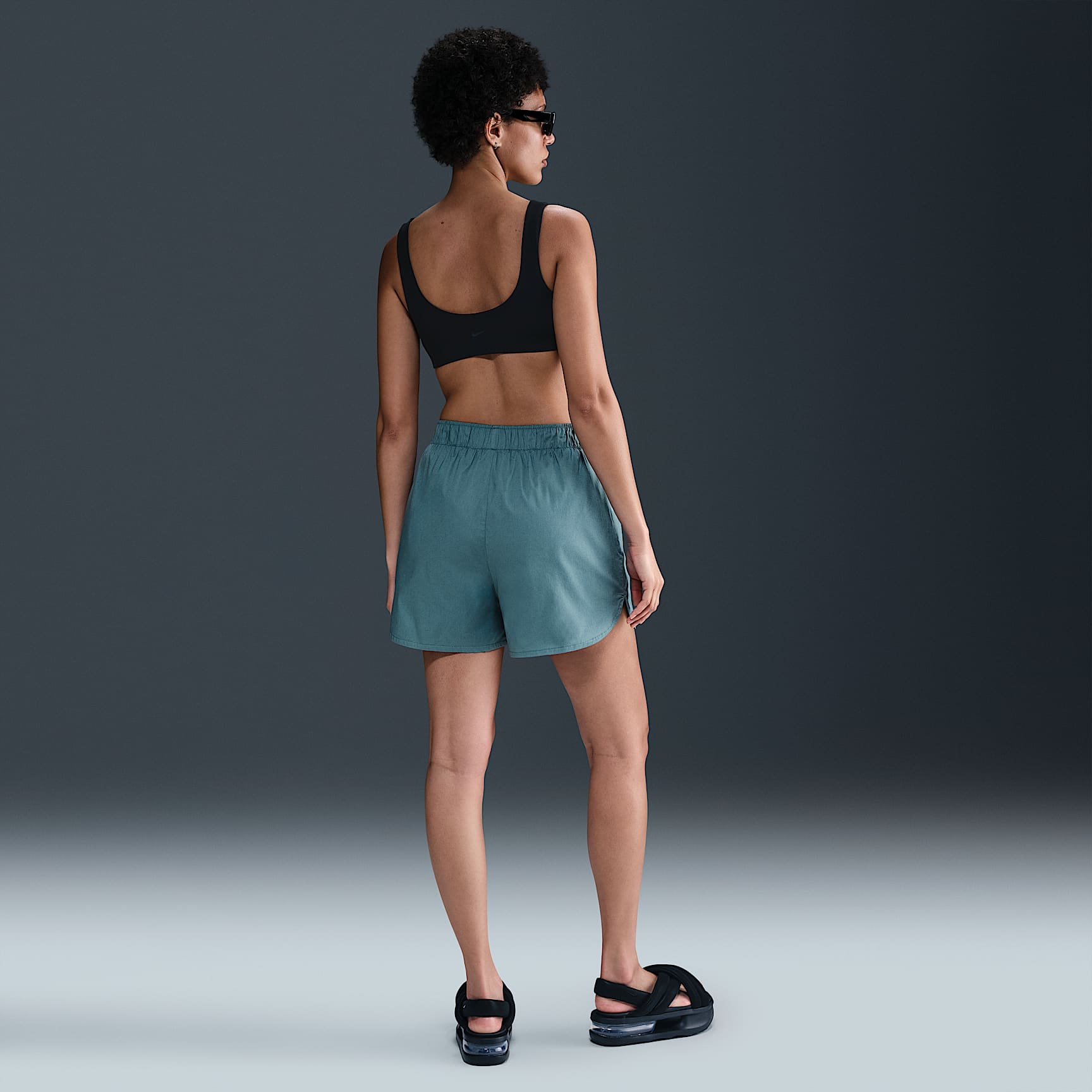 Nike Sportswear Chill Poplin Women's Mid-Rise 5" Shorts