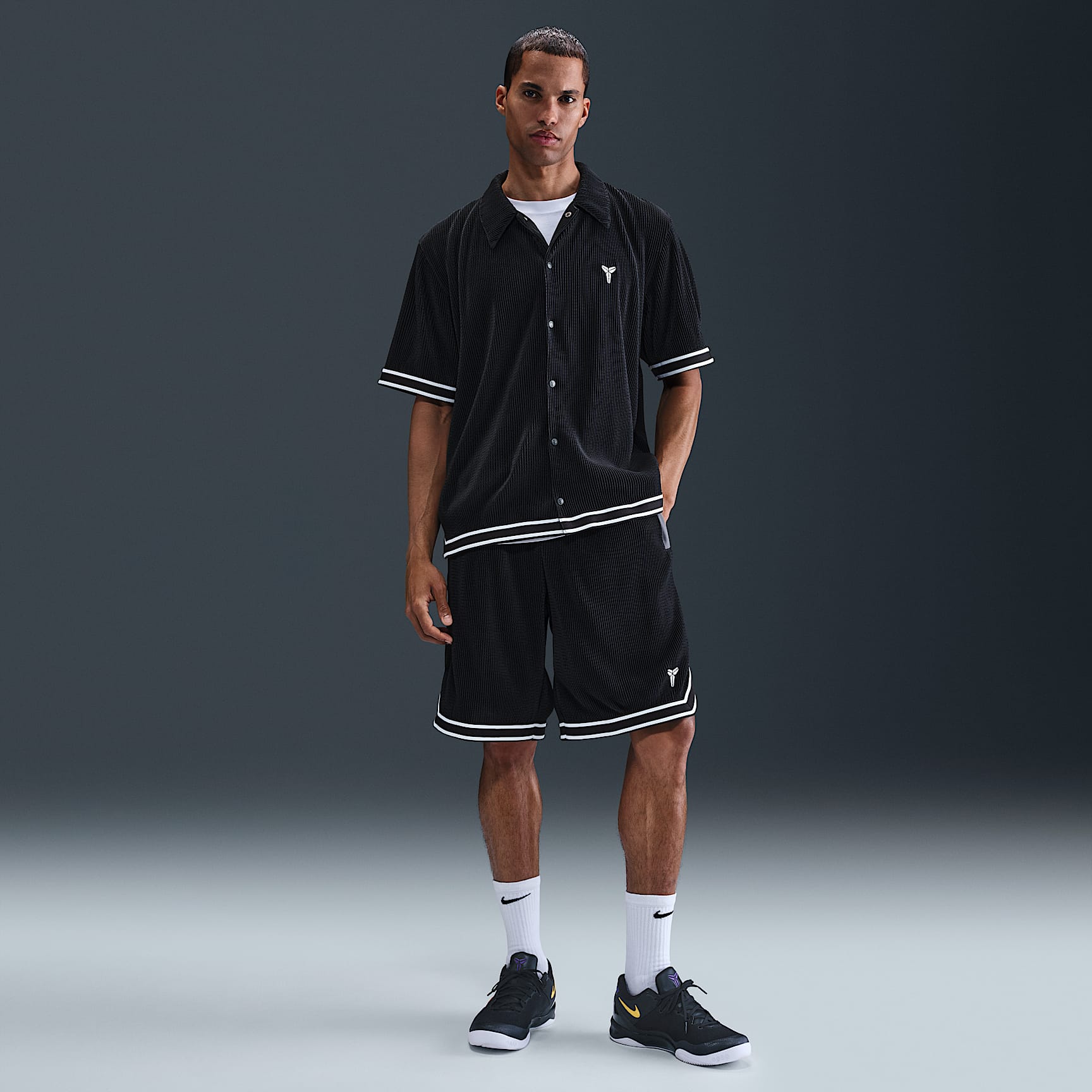 Kobe Men's Pleated Basketball Shorts