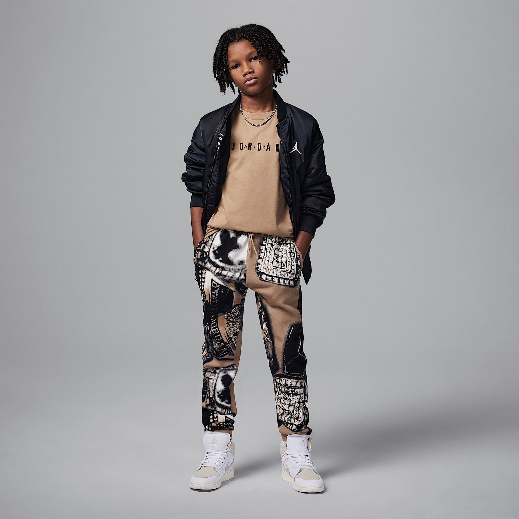 Jordan Big Kids' Embroidered Logo T-Shirt