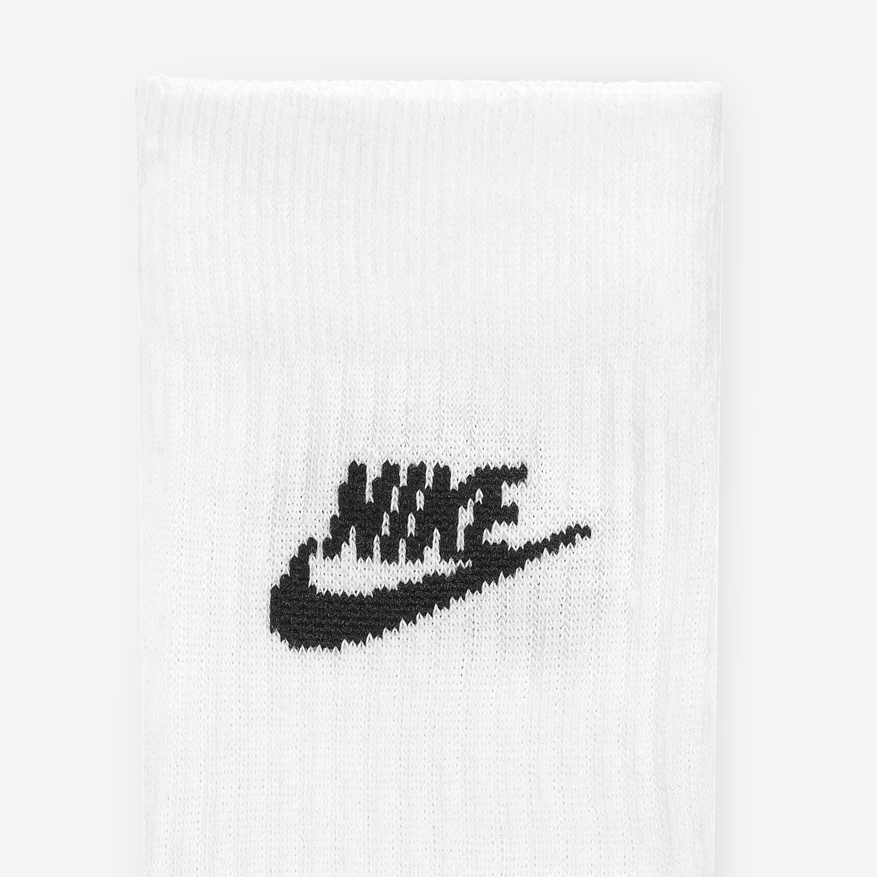 Nike Sportswear Everyday Essential Crew Socks (3 Pairs)