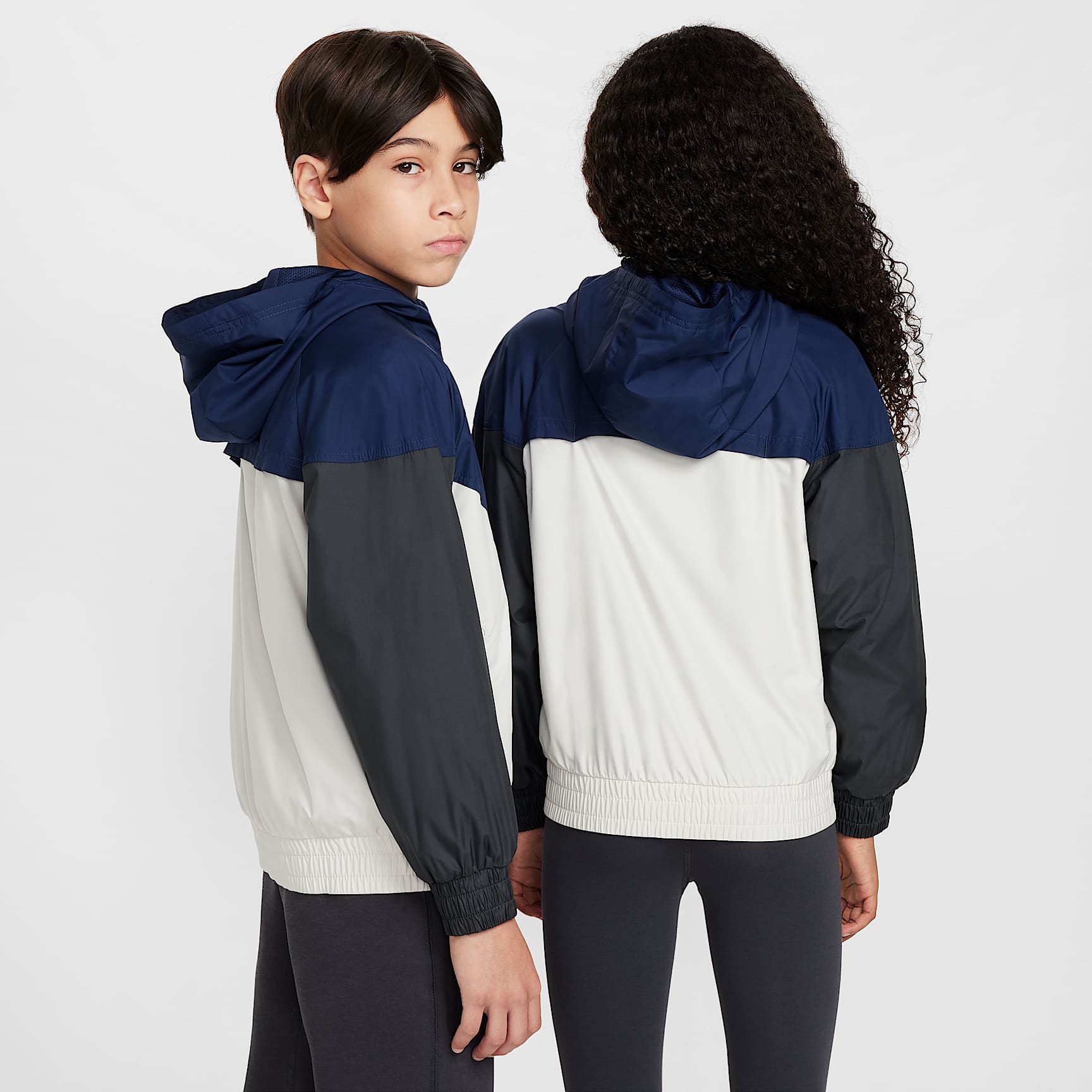 Nike Sportswear Windrunner Big Kids' Hooded Repel Jacket