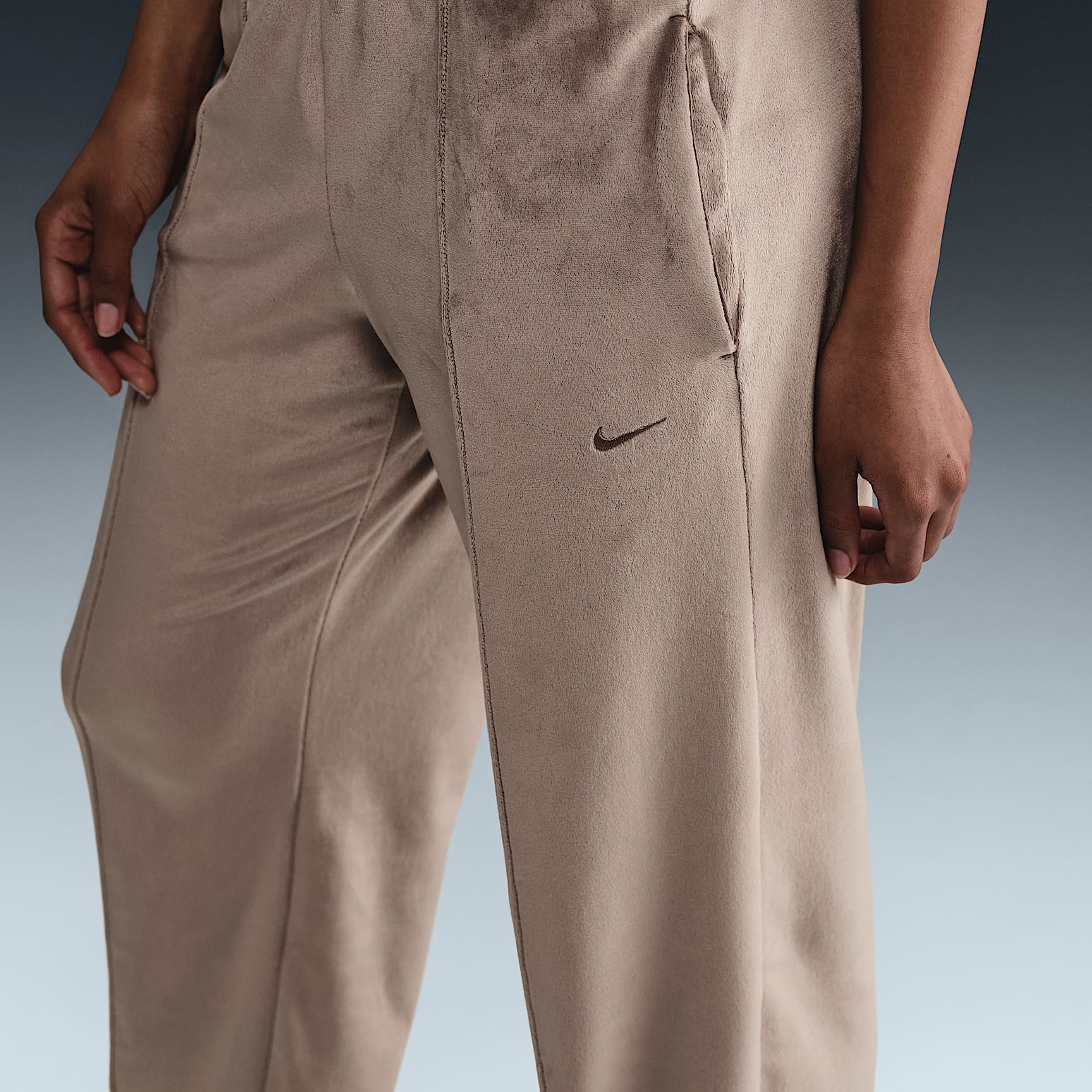 Nike Sportswear Chill Knit Women's Mid-Rise Velour Pants