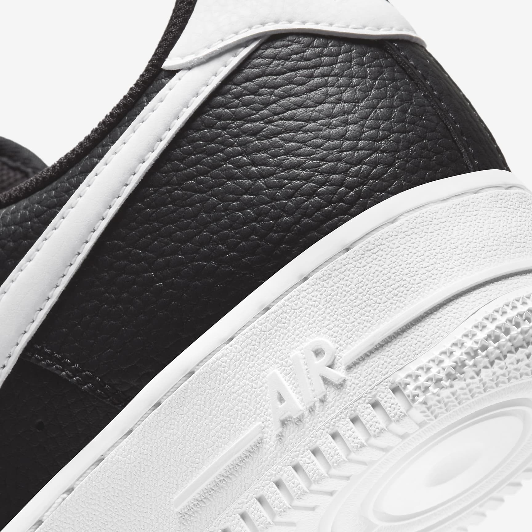 Nike Air Force 1 '07 Men's Shoes