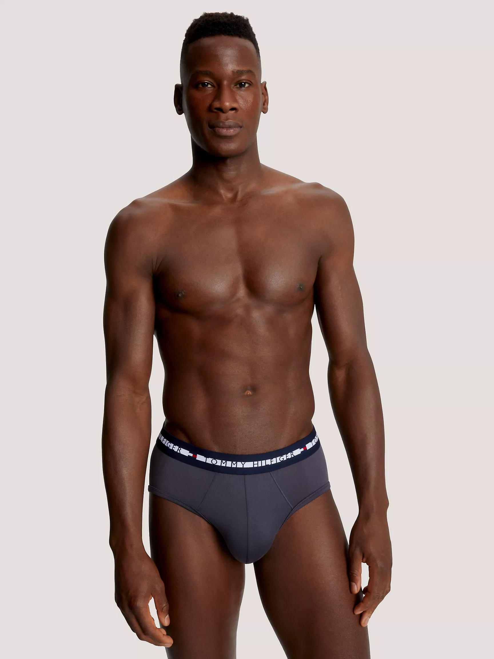 Мужское нижнее белье Tommy Hilfiger, Комфортные трусы-брифы TH (набор 3 шт.)