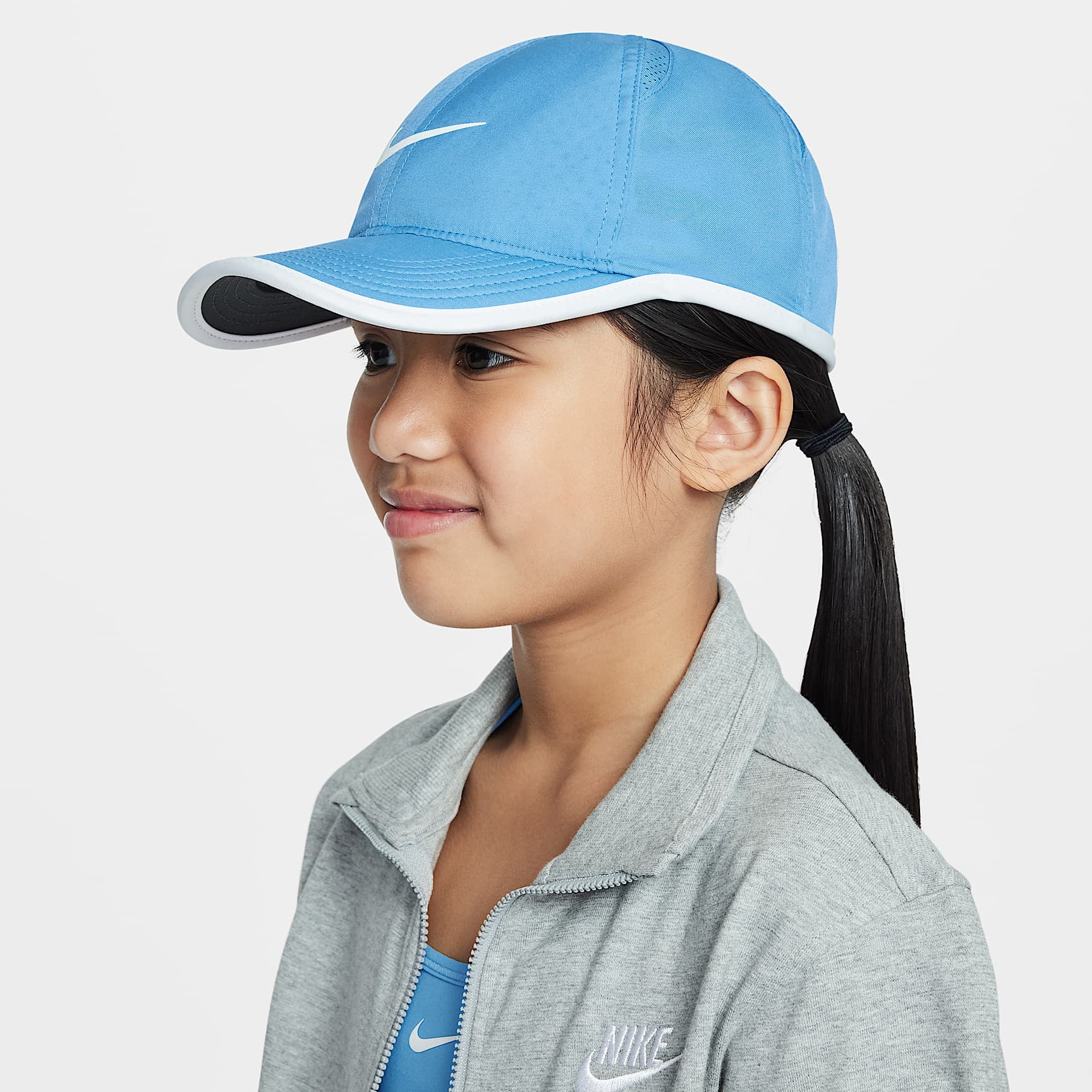 Nike Dri-FIT Club Kids' Unstructured Featherlight Cap