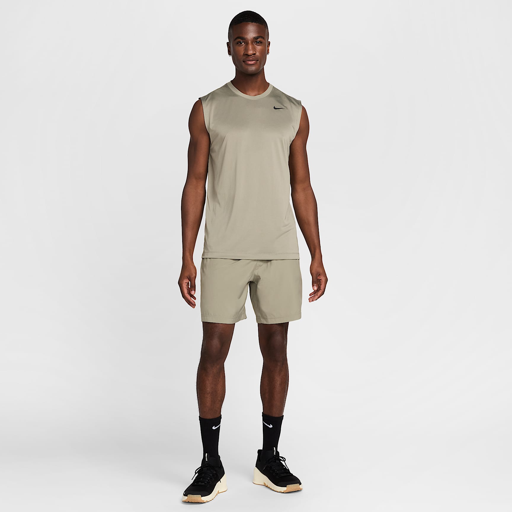 Nike Form Men's Dri-FIT 7" Unlined Versatile Shorts