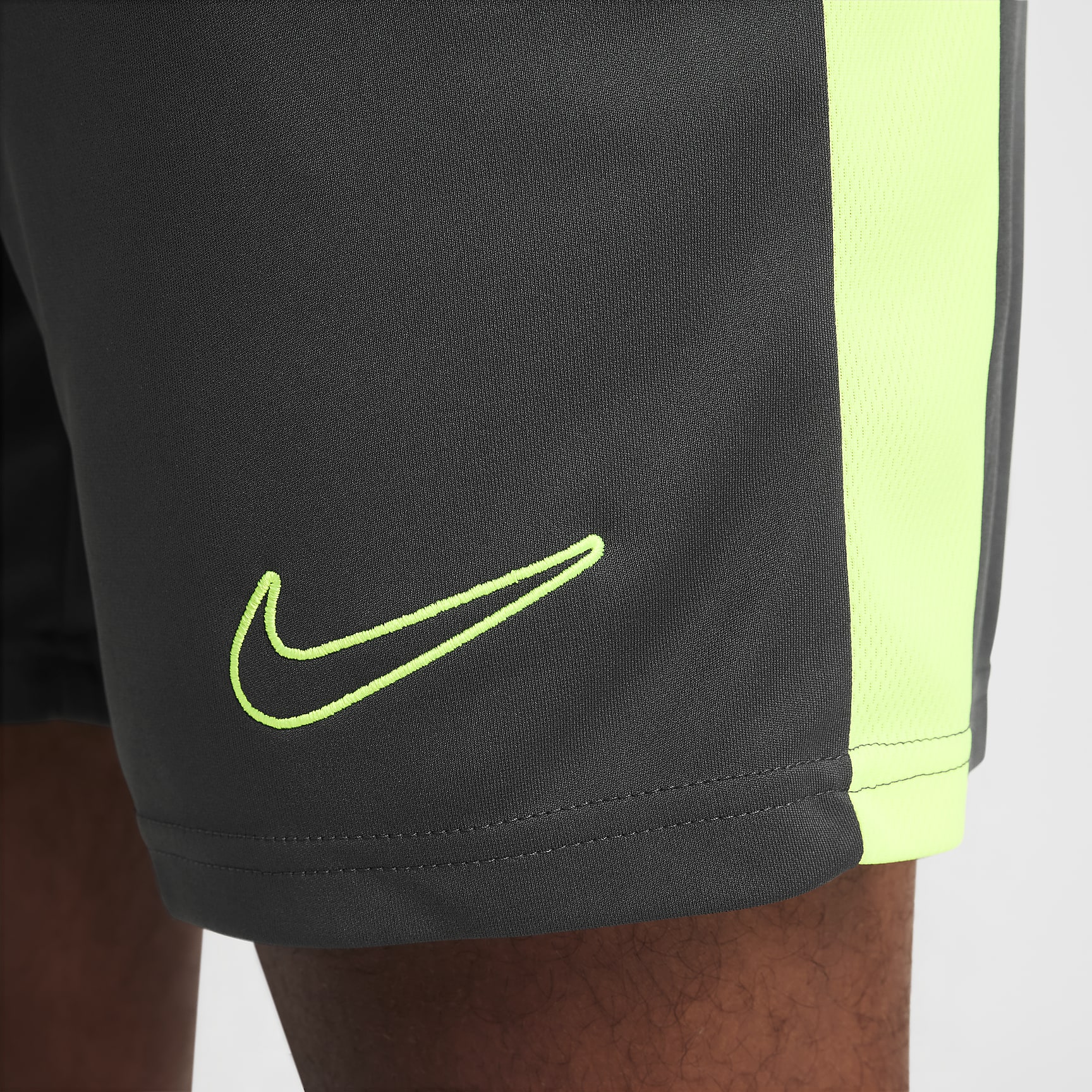 Nike Dri-FIT Academy Men's Dri-FIT Soccer Shorts