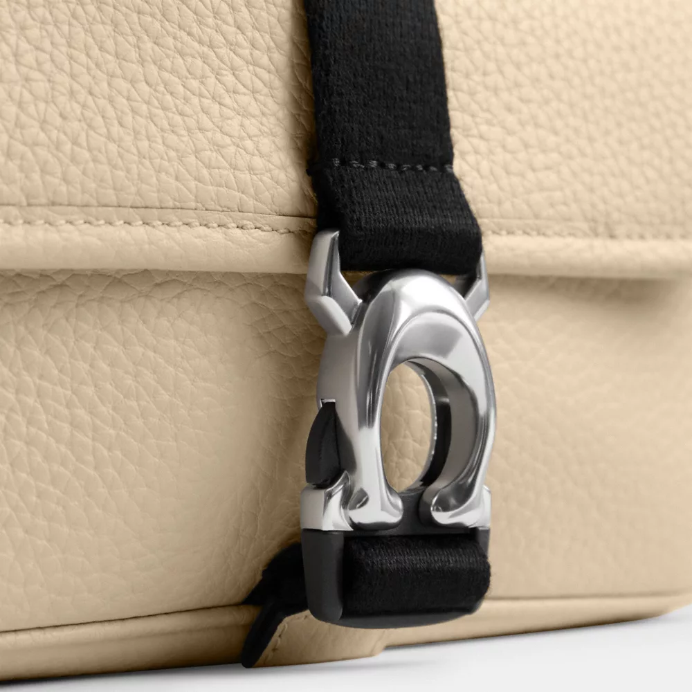 Сумка COACH Beck Slim Crossbody