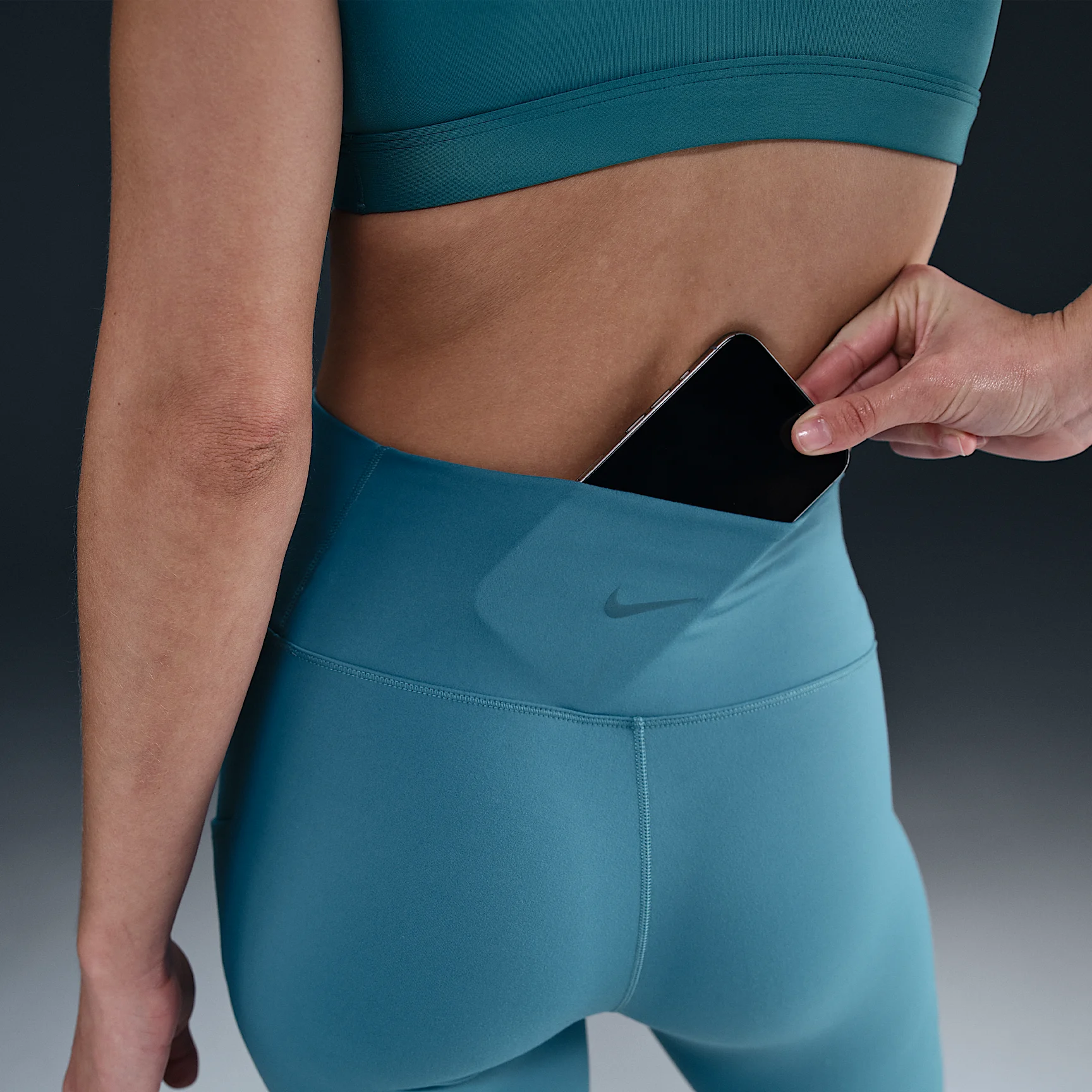 Nike One Women's High-Waisted 7/8 Leggings with Pockets