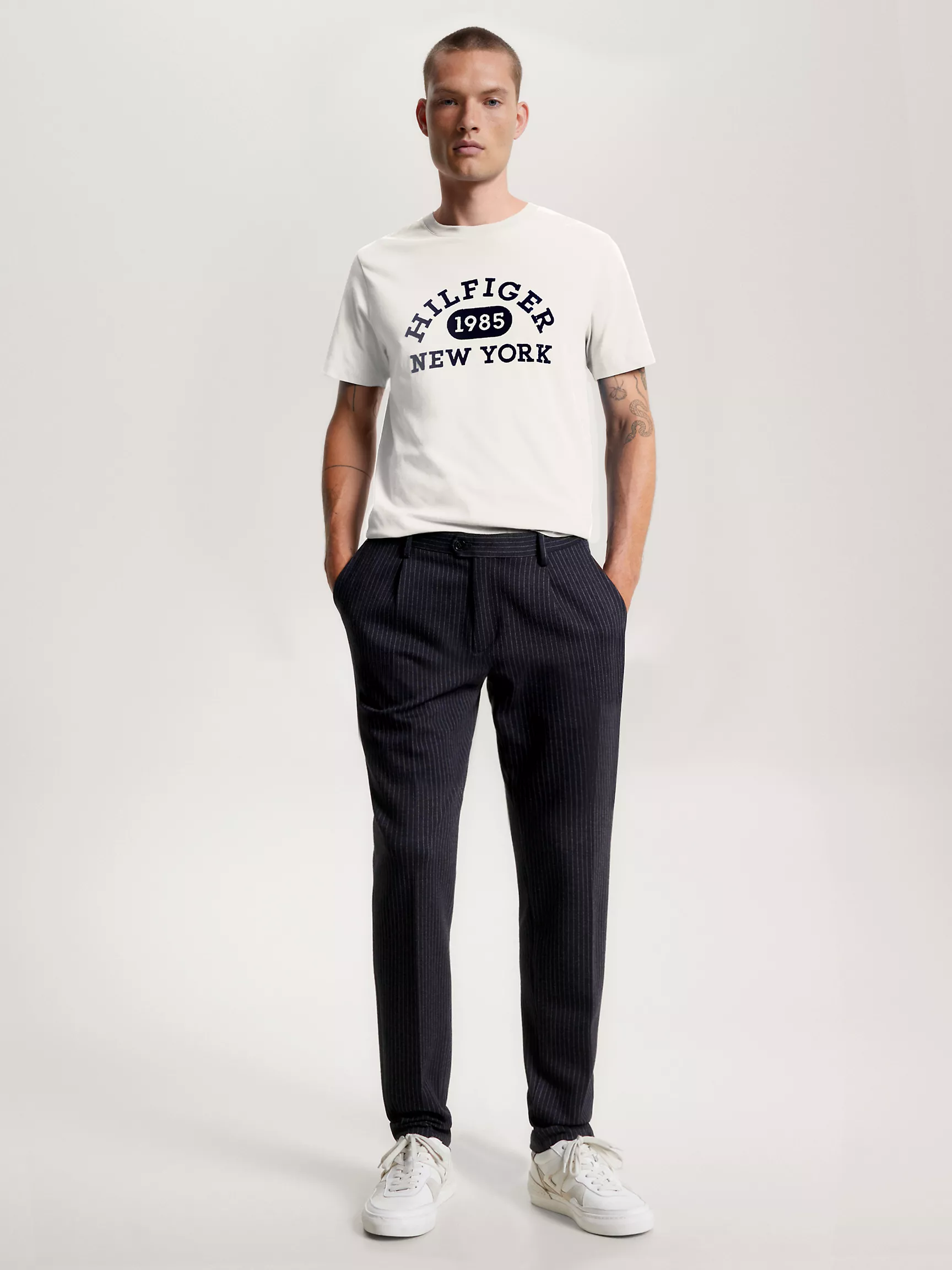 Мужская футболка Tommy Hilfiger, Футболка с университетским монограммным логотипом