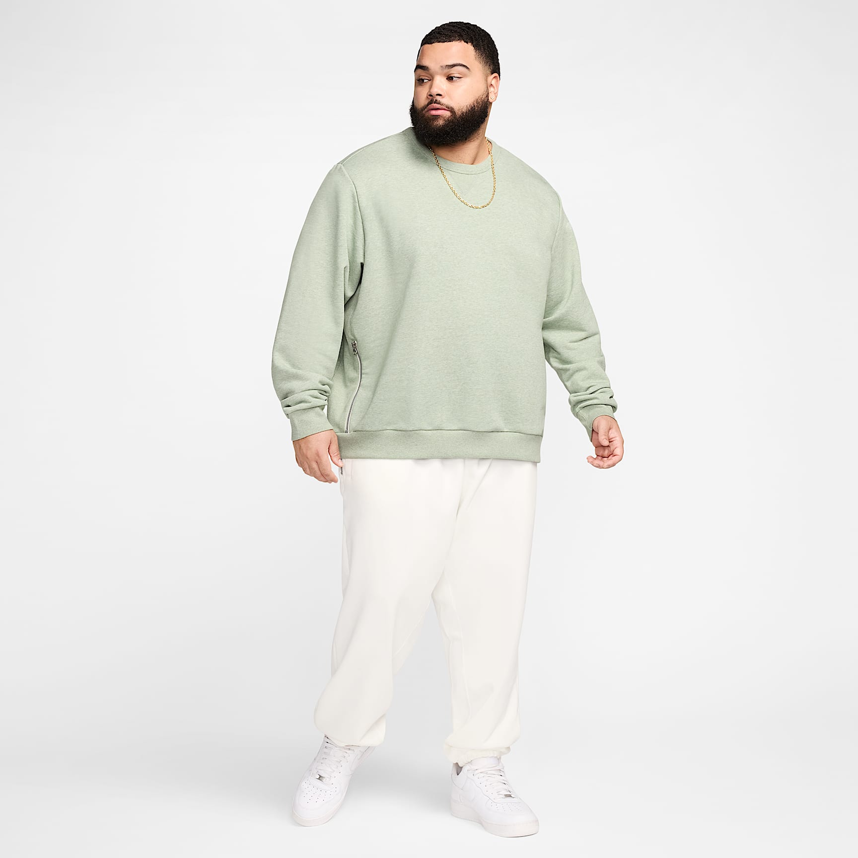 Nike Standard Issue Men's Dri-FIT Basketball Crew-Neck Sweatshirt