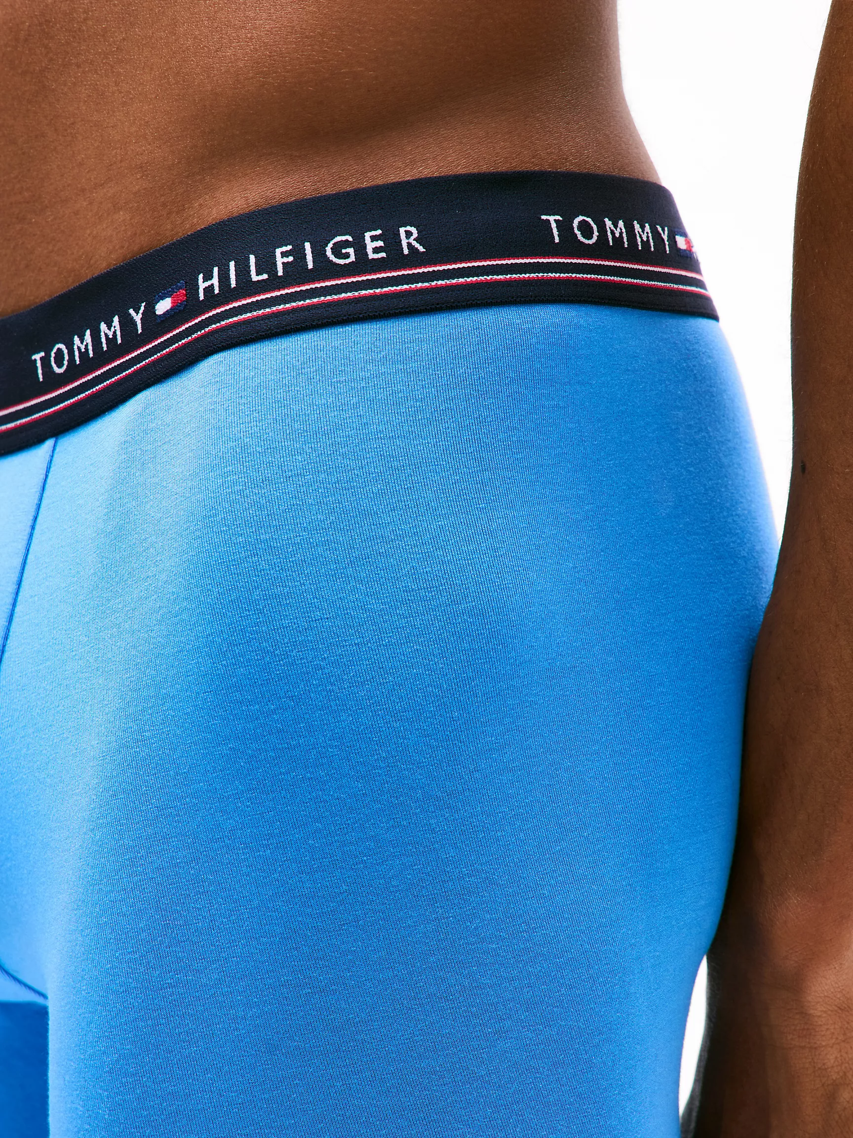 Мужское нижнее белье Tommy Hilfiger, Эластичные боксеры-брифы из модала (набор 3 шт.)