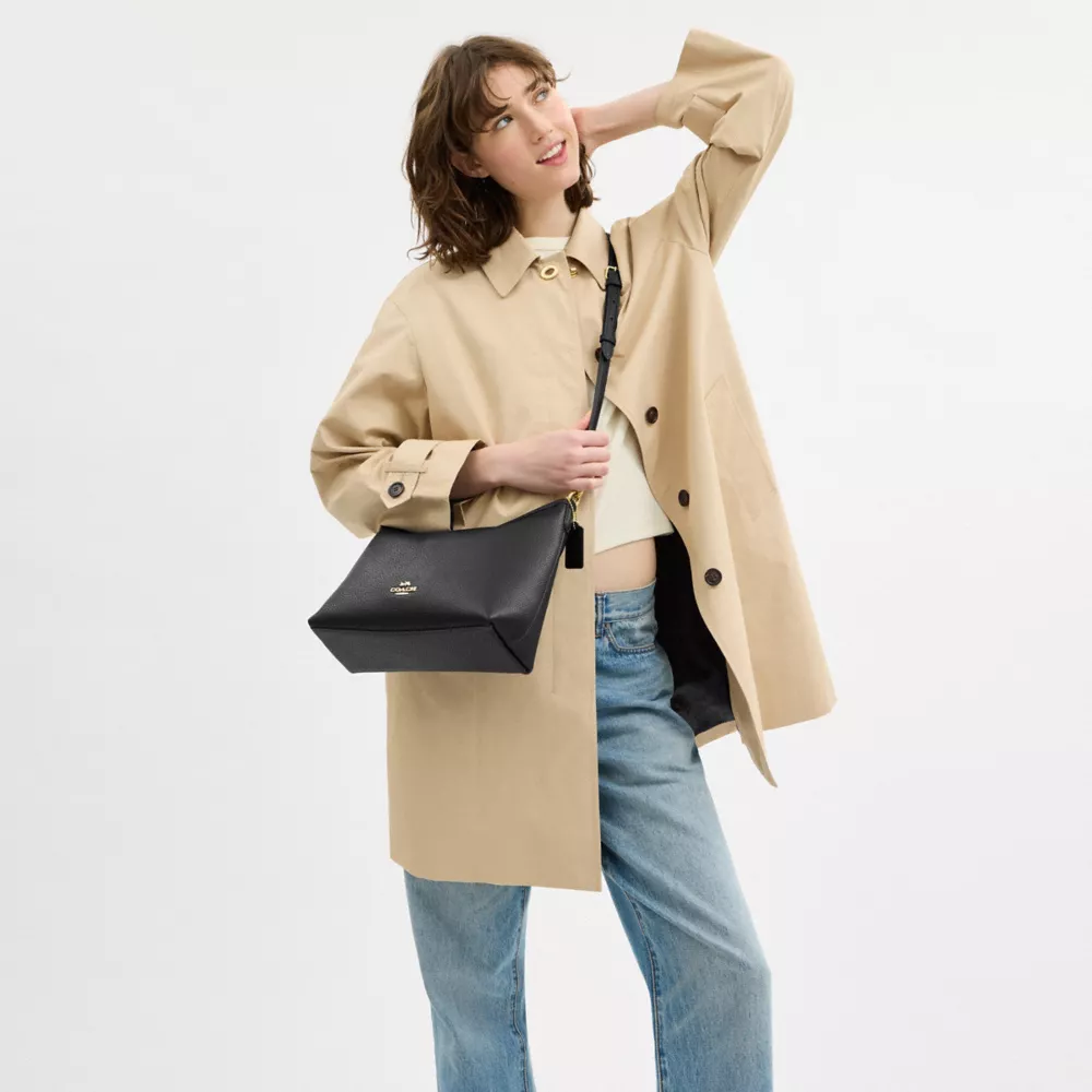 Сумка COACH Laurel Shoulder Bag