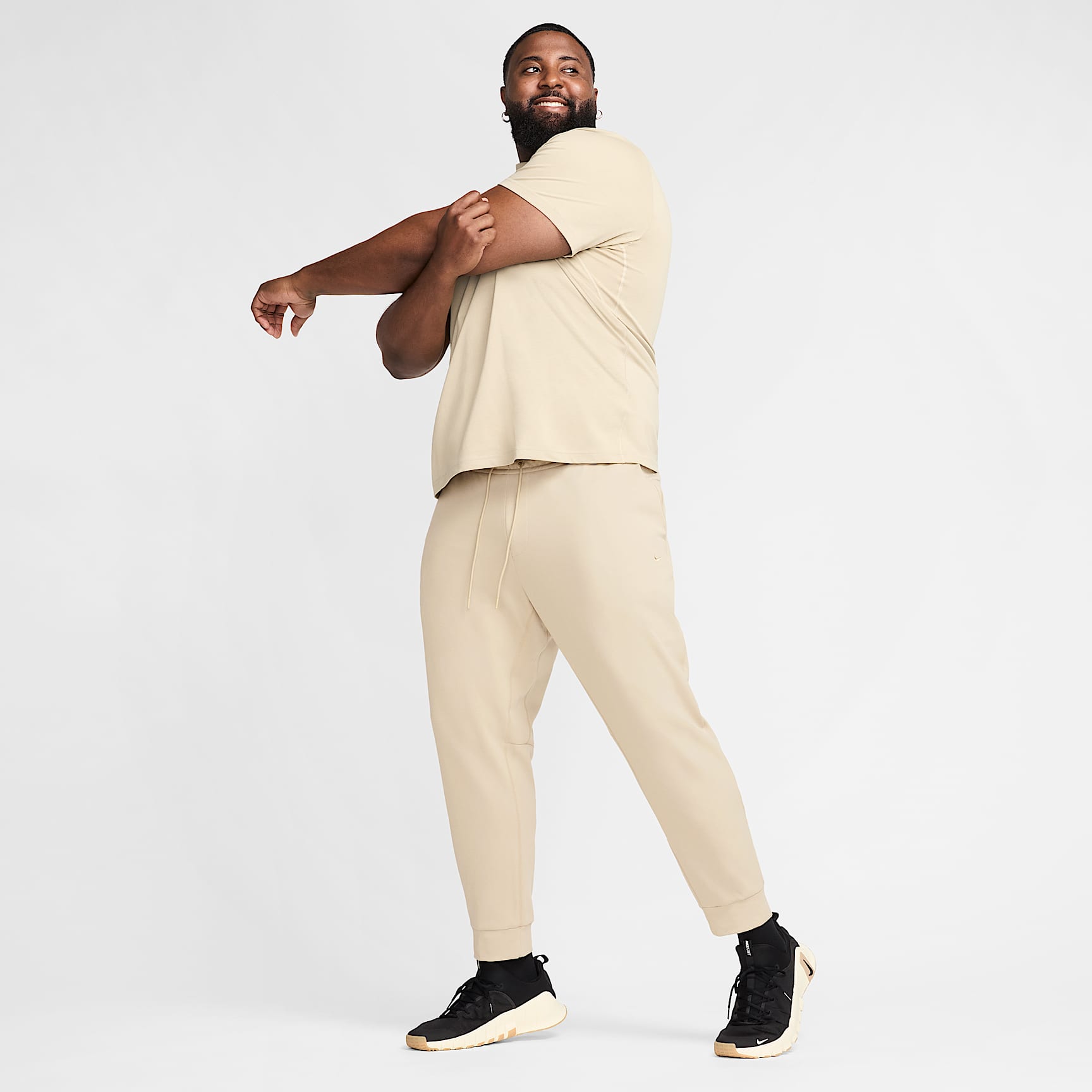 Nike Primary Fleece Men's Dri-FIT UV Performance Joggers