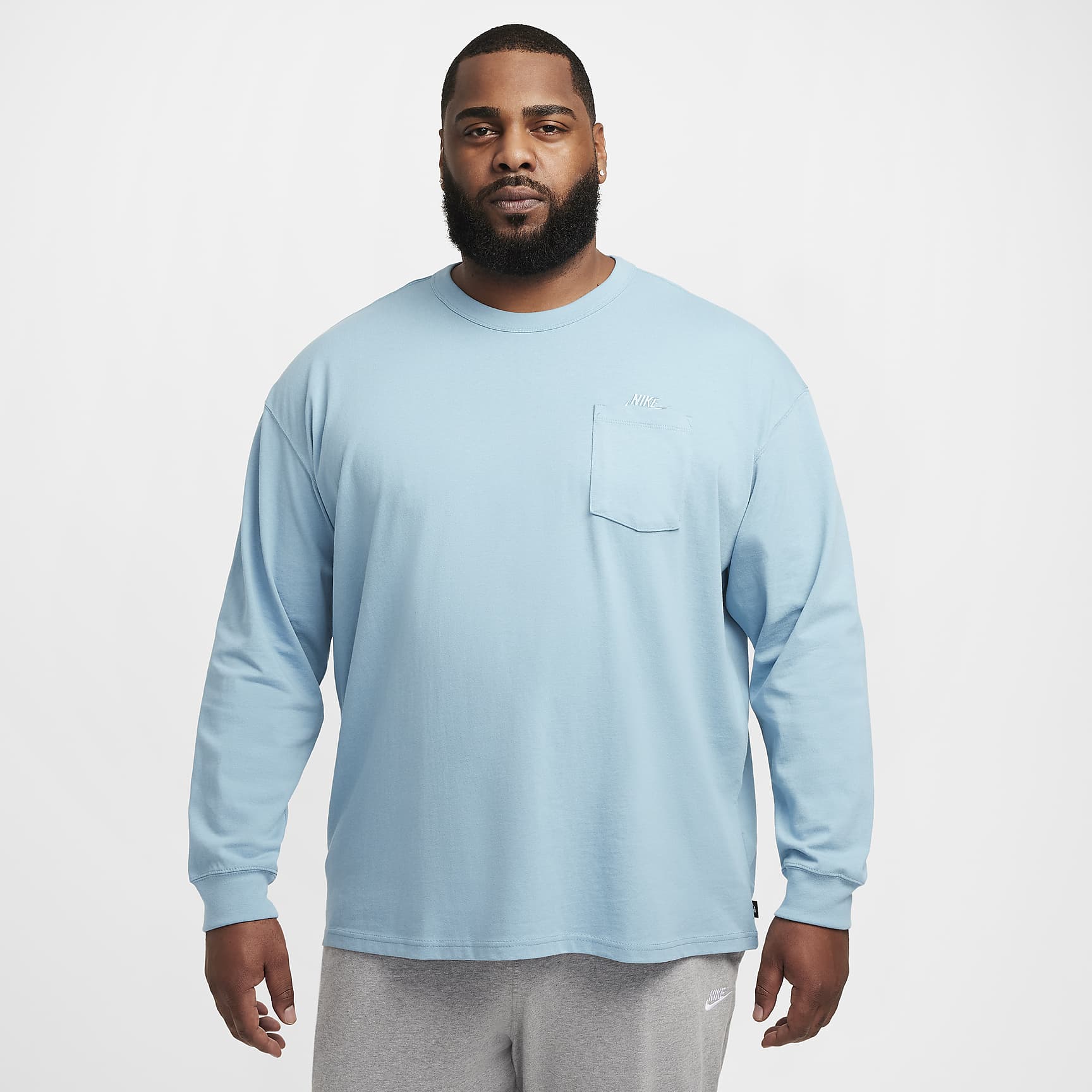 Nike Sportswear Premium Essentials Men's Long-Sleeve Pocket T-Shirt