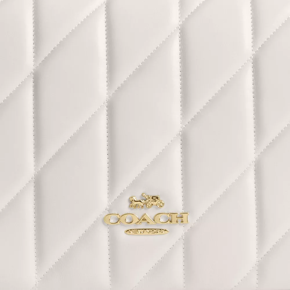 Сумка COACH Quinn Bag With Quilting